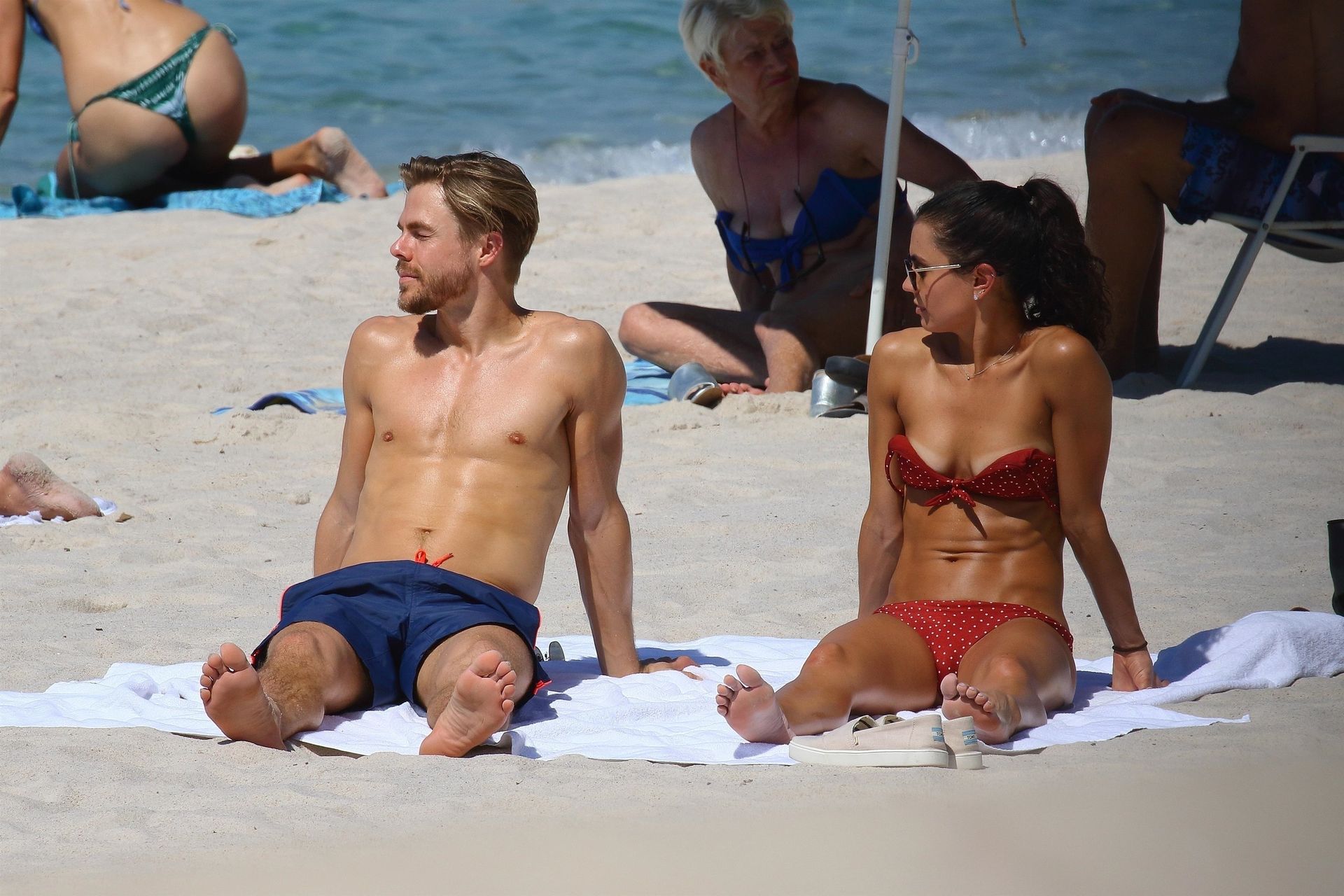 Hayley Erbert Sexy 017