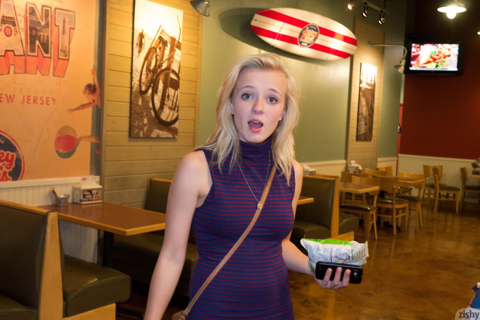 Kenze Thomas Has It Mike's Way Zishy (2)