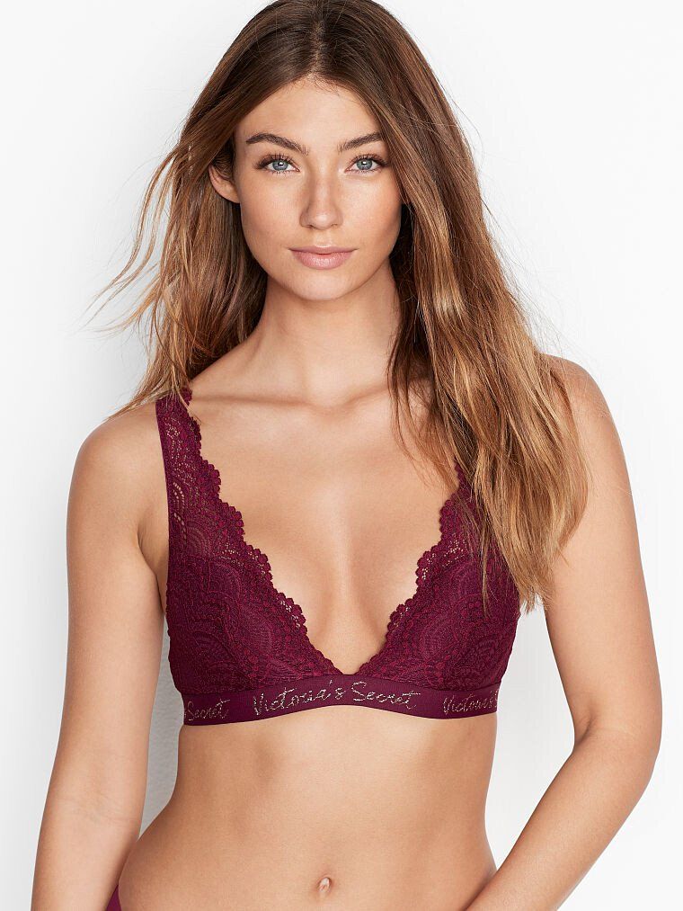 Lorena Rae Sexy & Topless 001