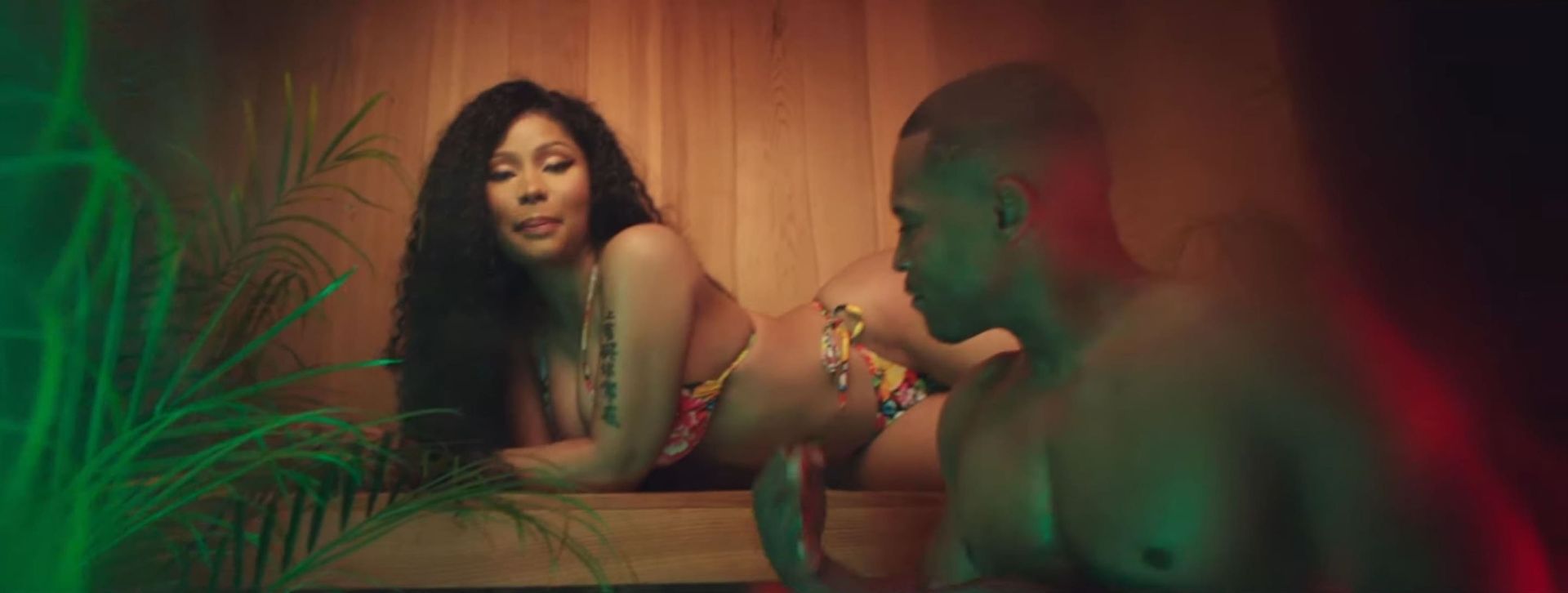 Nicki Minaj Sexy 003