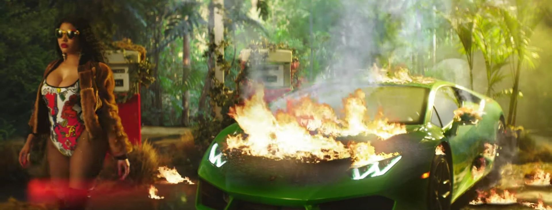 Nicki Minaj Sexy 021