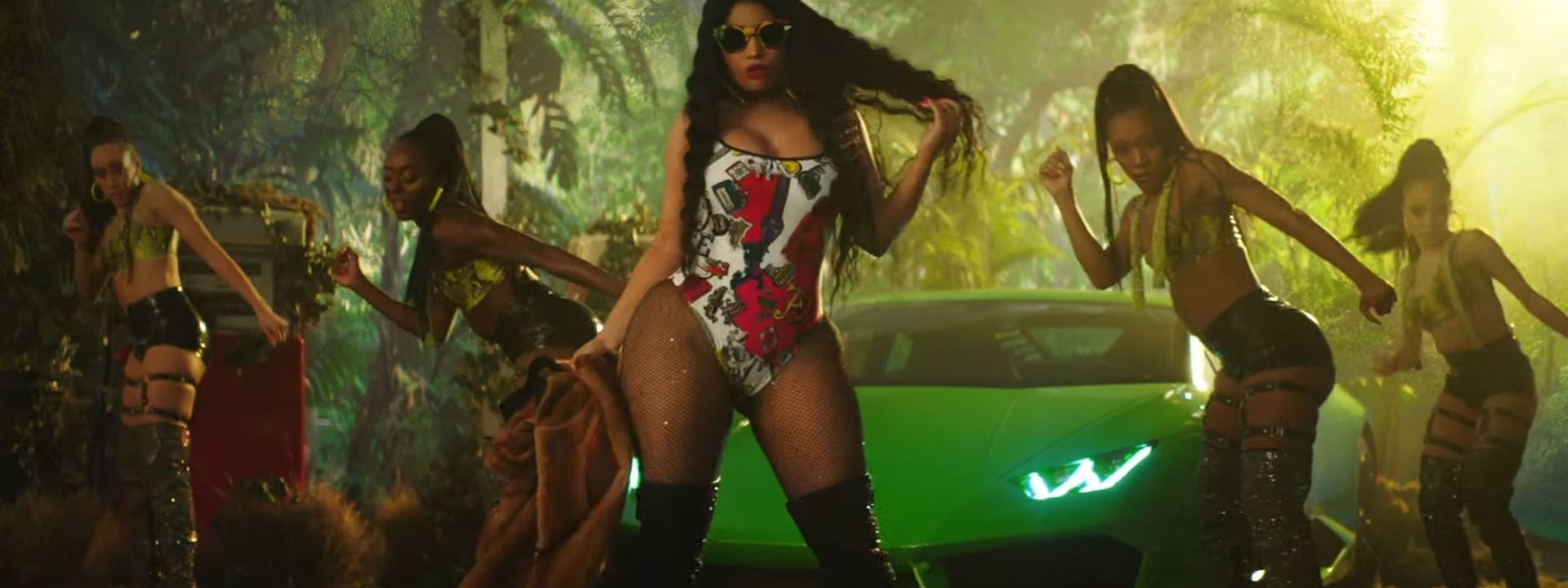 Nicki Minaj Sexy 024