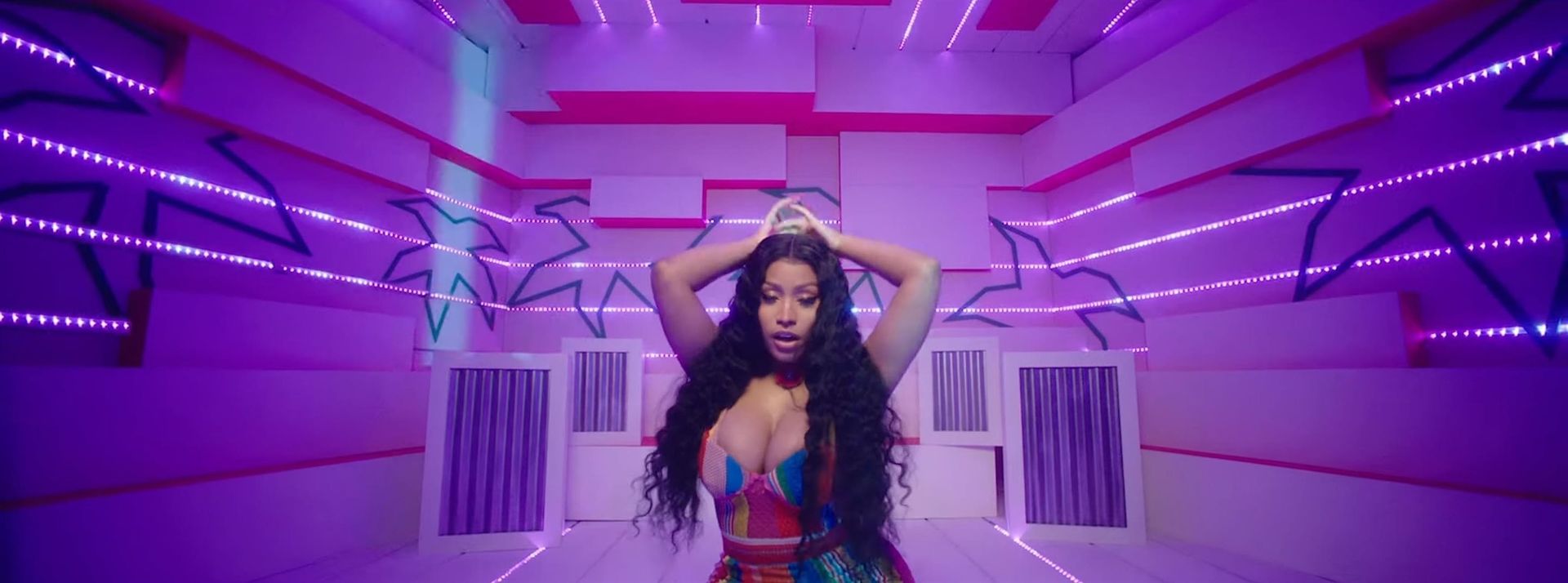 Nicki Minaj Sexy 027