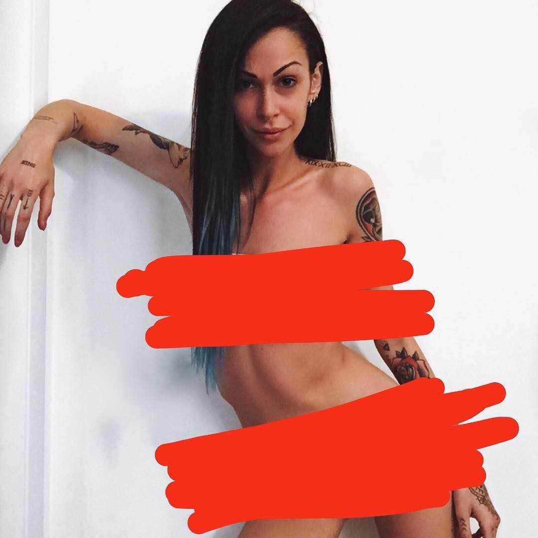Valentina Dallari Sexy Tattooed Model Photos 044