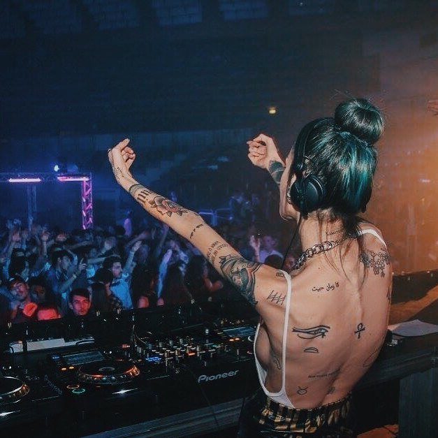 Valentina Dallari Sexy Tattooed Model Photos 058