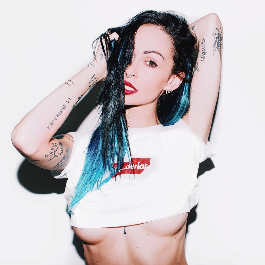 Valentina Dallari Sexy Tattooed Model Photos 059