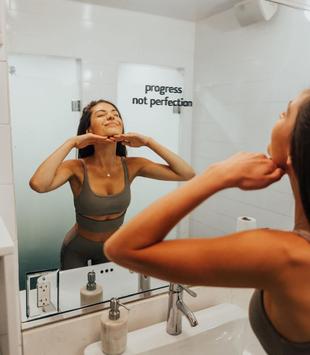 Alyssa Lynch Nude Sexy Thefappeningblog Com 186 1024x1173