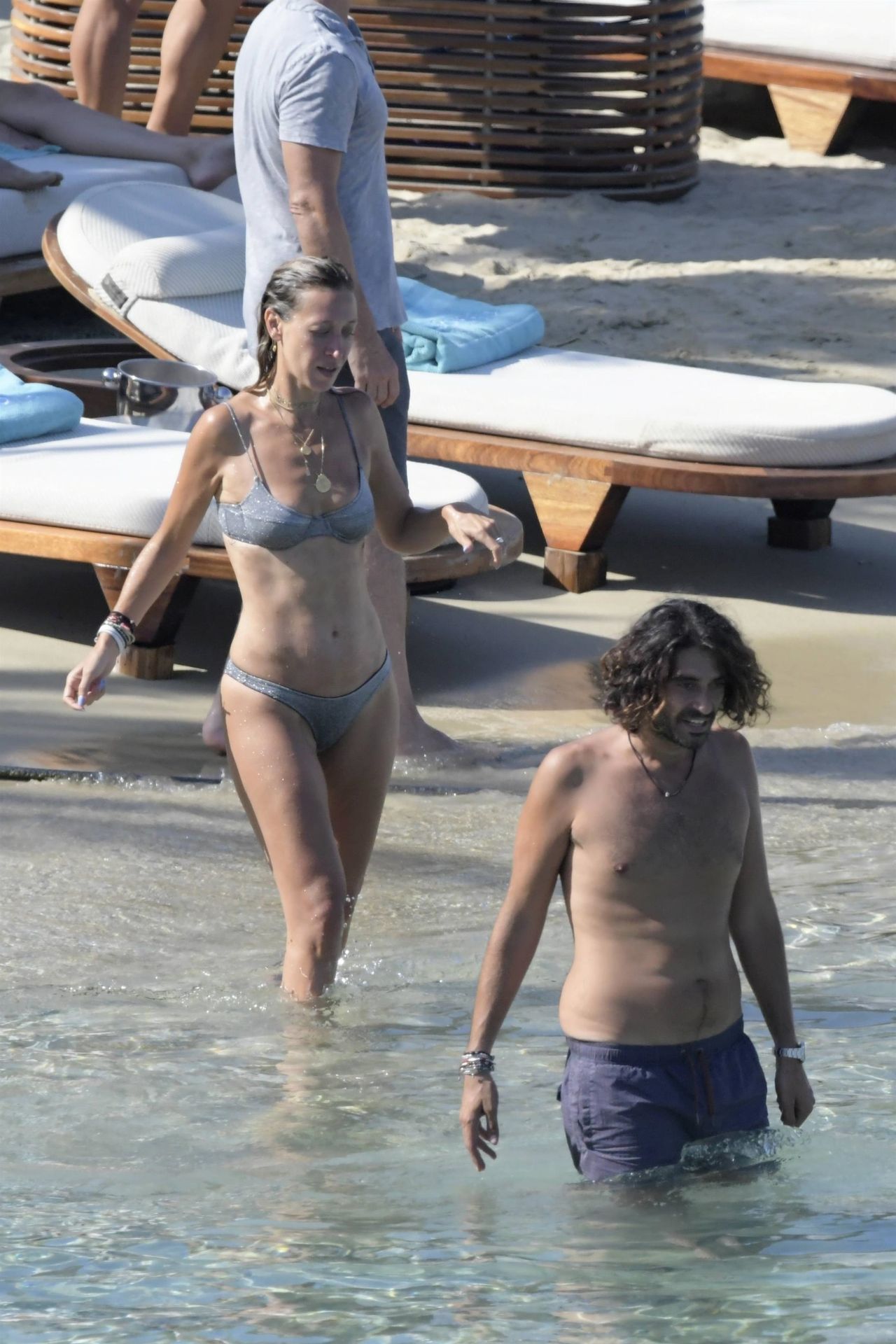 Bella Hadid, Gigi Hadid, Alana Hadid Sexy 118