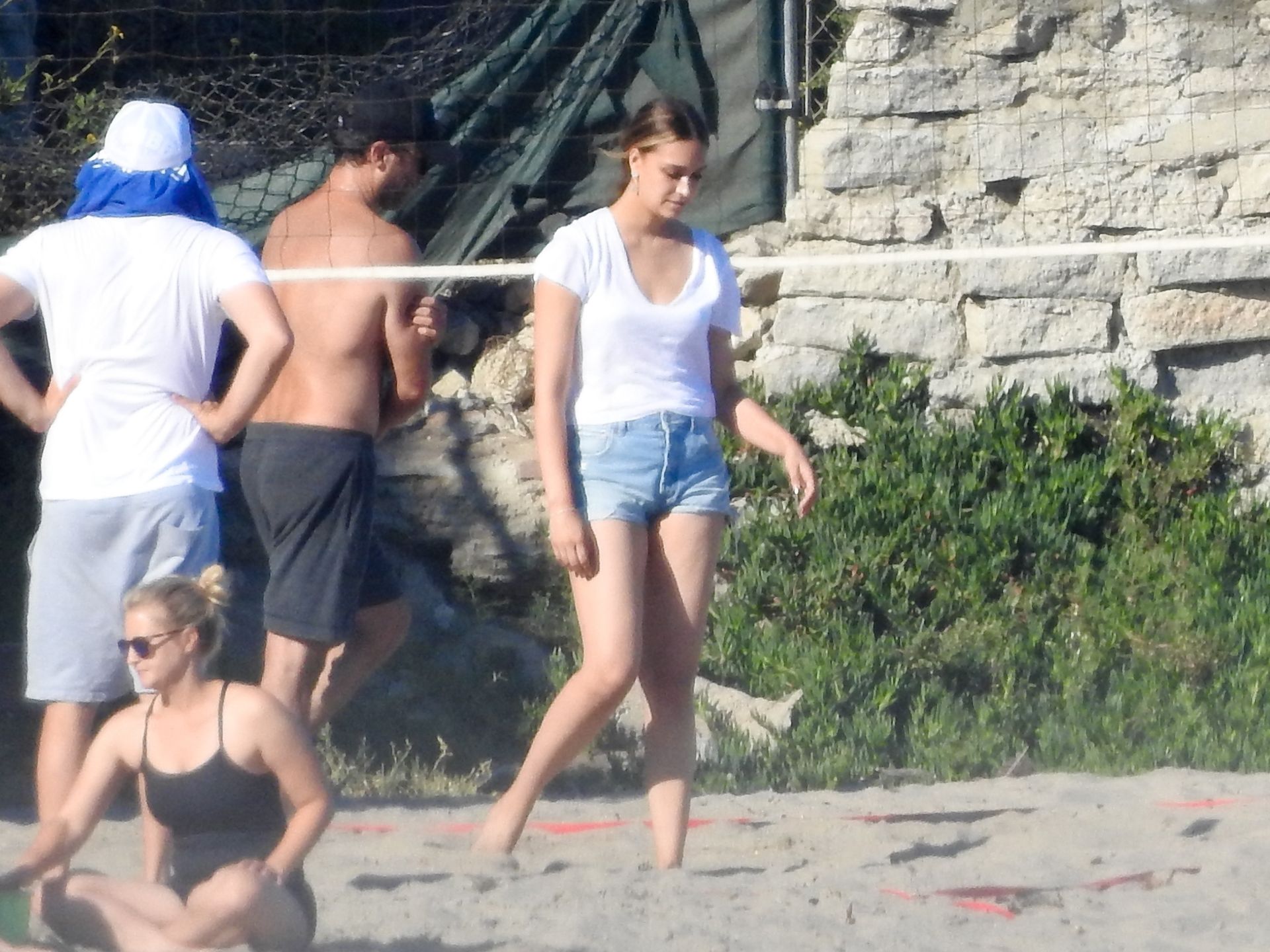 Camila Morrone, April Love Geary Sexy 017