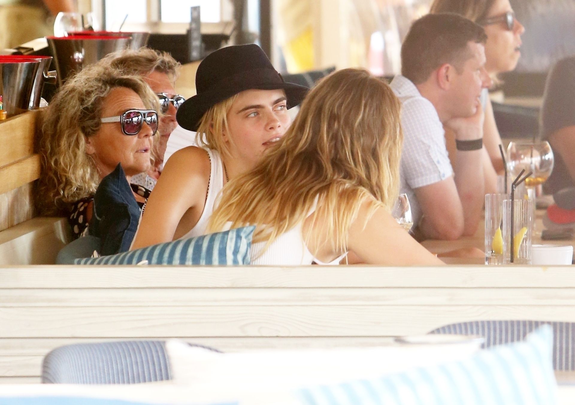 Cara Delevingne, Ashley Benson Hot (61 Photos) #thefappening027