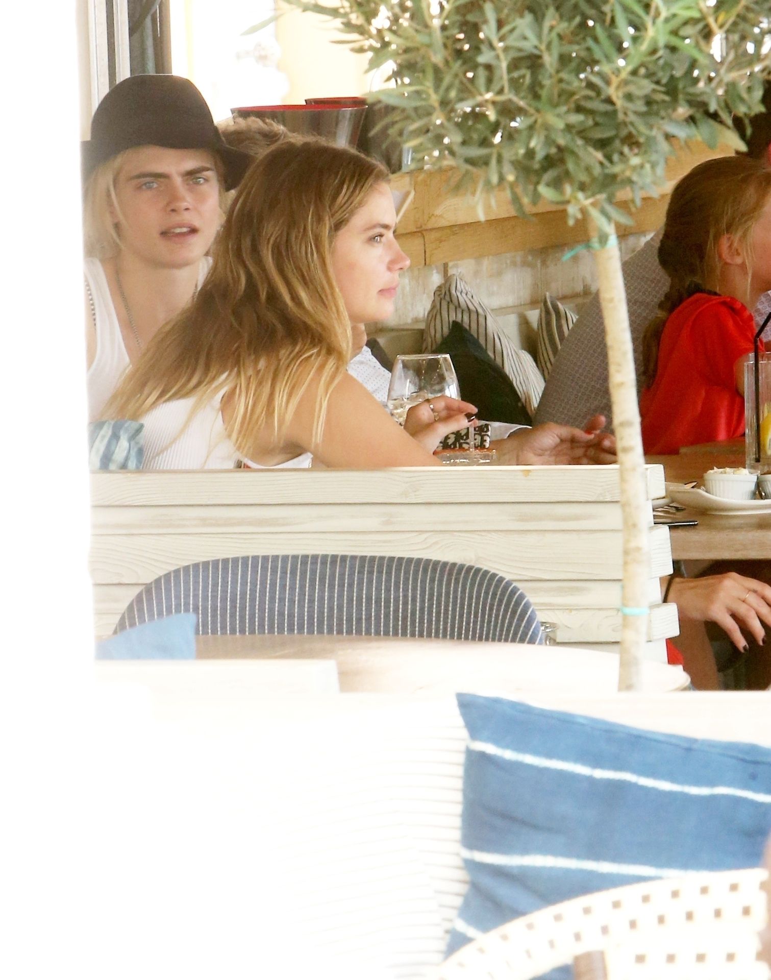 Cara Delevingne, Ashley Benson Hot (61 Photos) #thefappening029