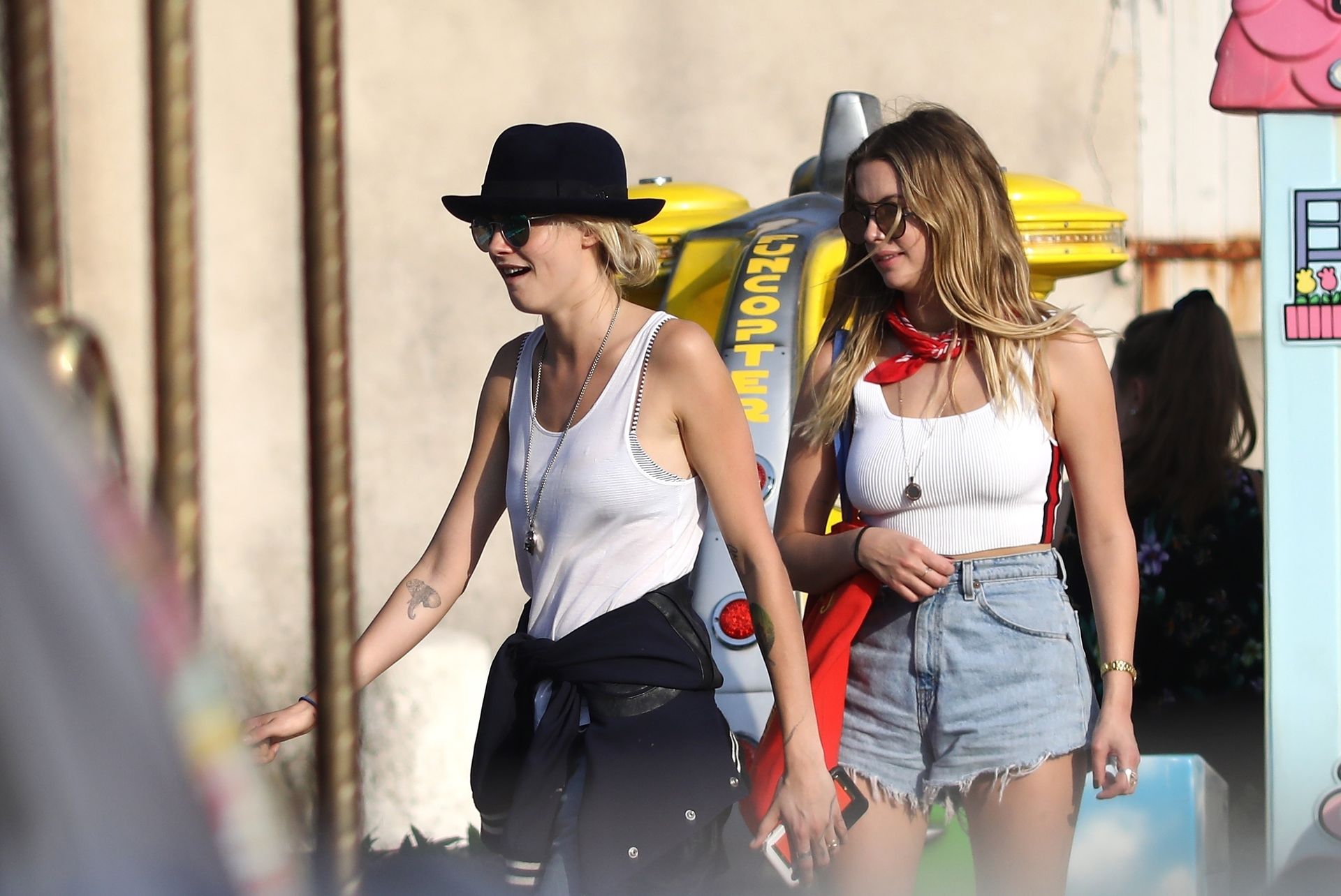 Cara Delevingne, Ashley Benson Hot (61 Photos) #thefappening007