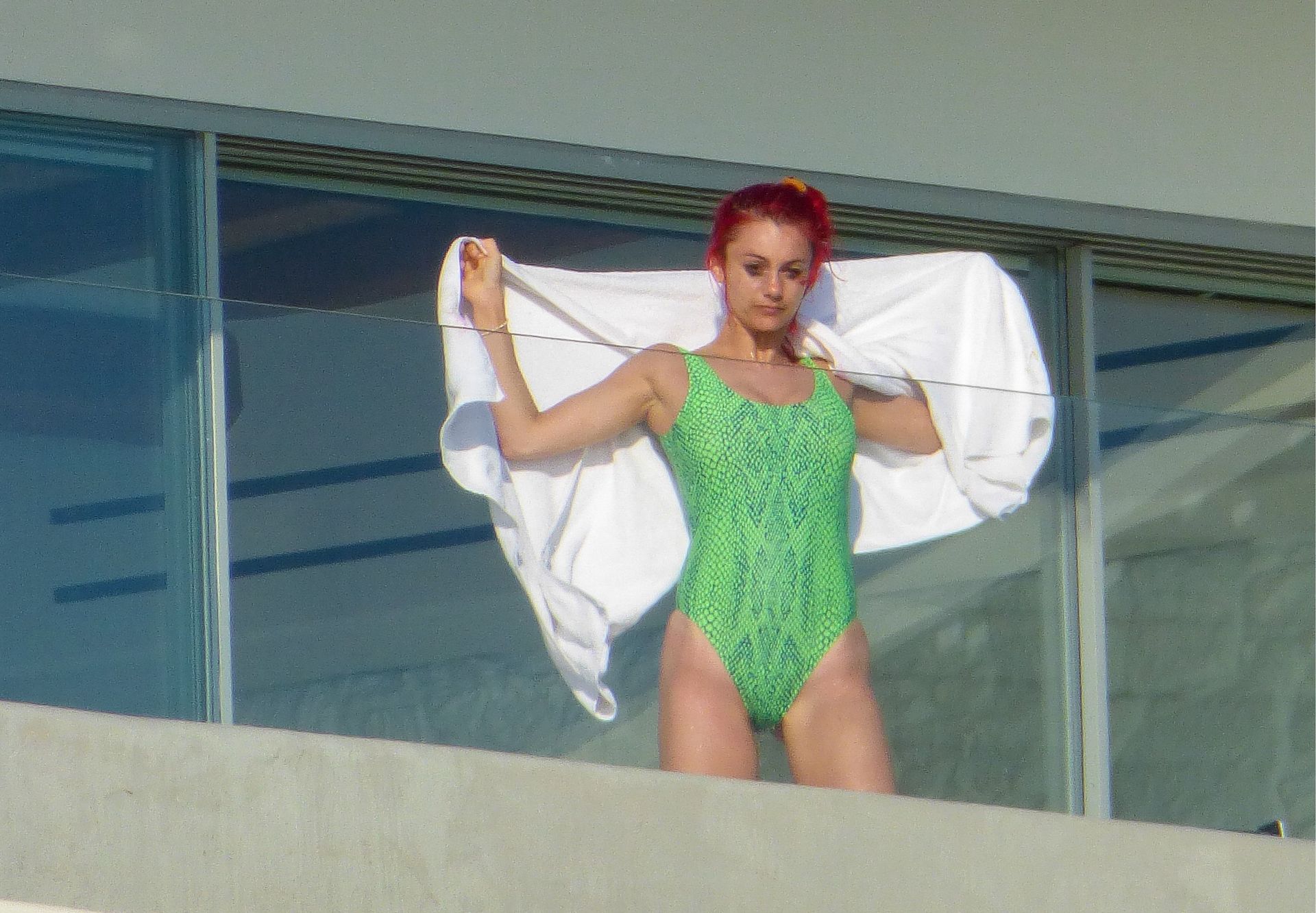 Dianne Buswell Sexy 015
