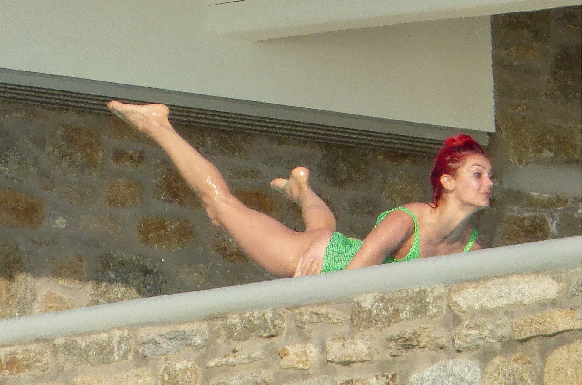 Dianne Buswell Sexy 001