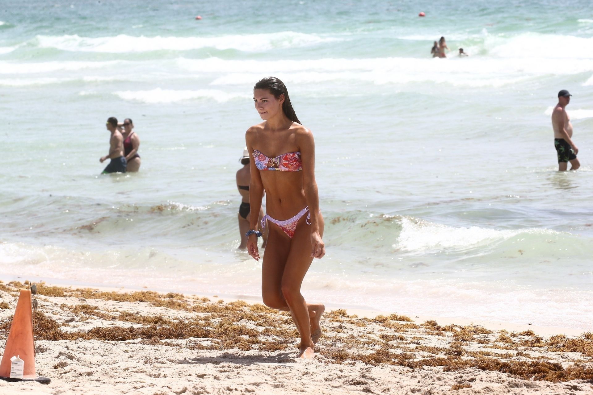 Georgia Gibbs, Lindsey Heppner, Natalie Rose, Bree Kleintop Sexy 049