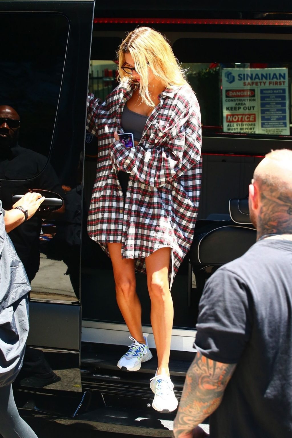 Hailey Bieber Sexy Thefappeningblog Com 6 2 1024x1536