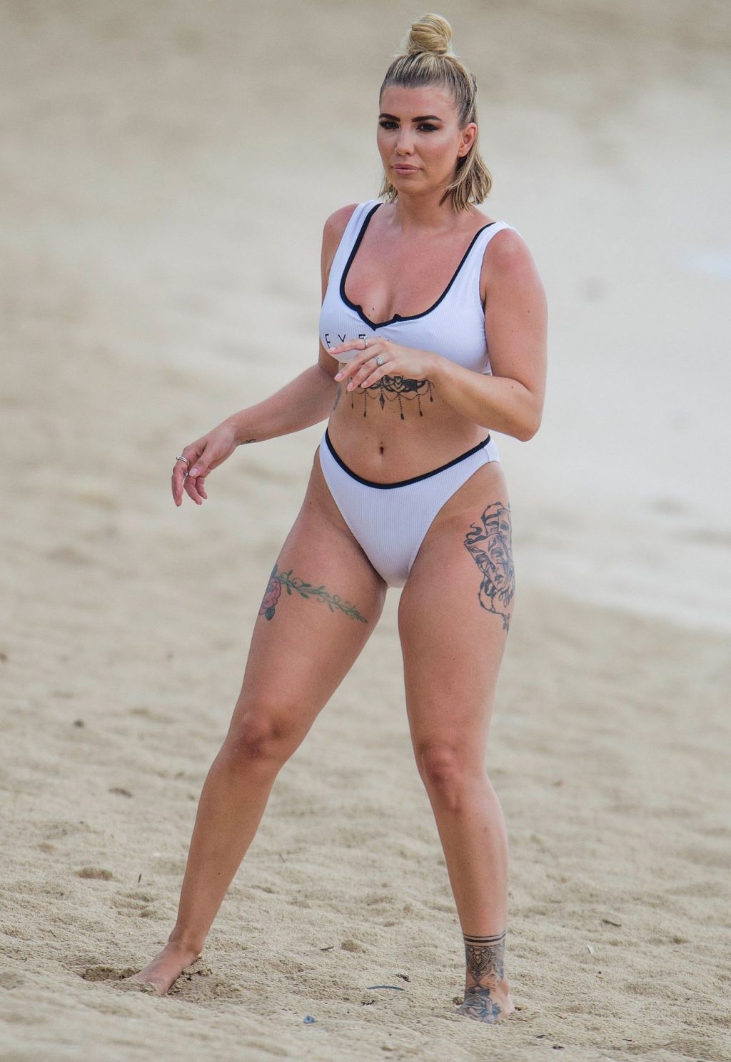 Olivia Buckland Sexy Thefappeningblog Com 7 7 1024x1486