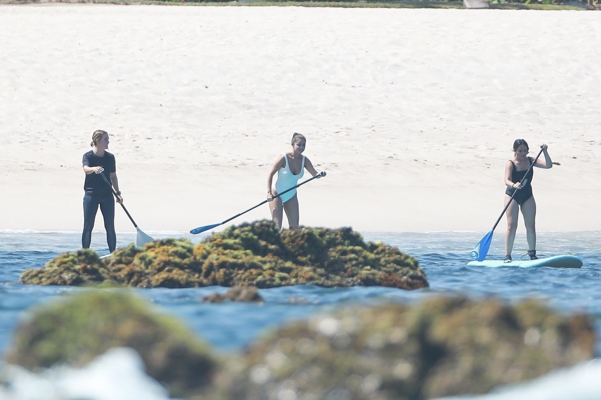 Selena Gomez Sexy (63 Photos) #thefappening018