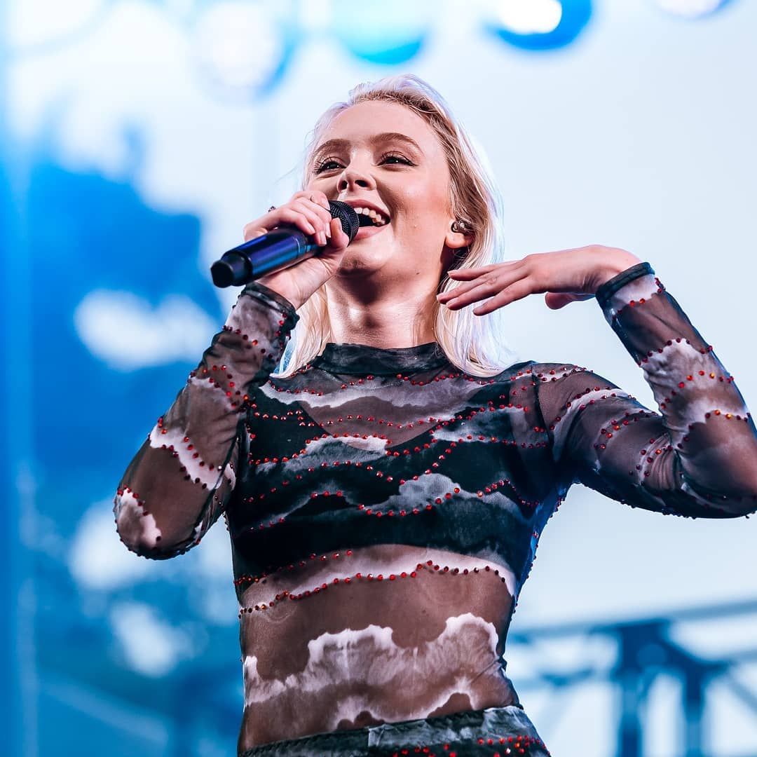 Zara Larsson Sexy 106