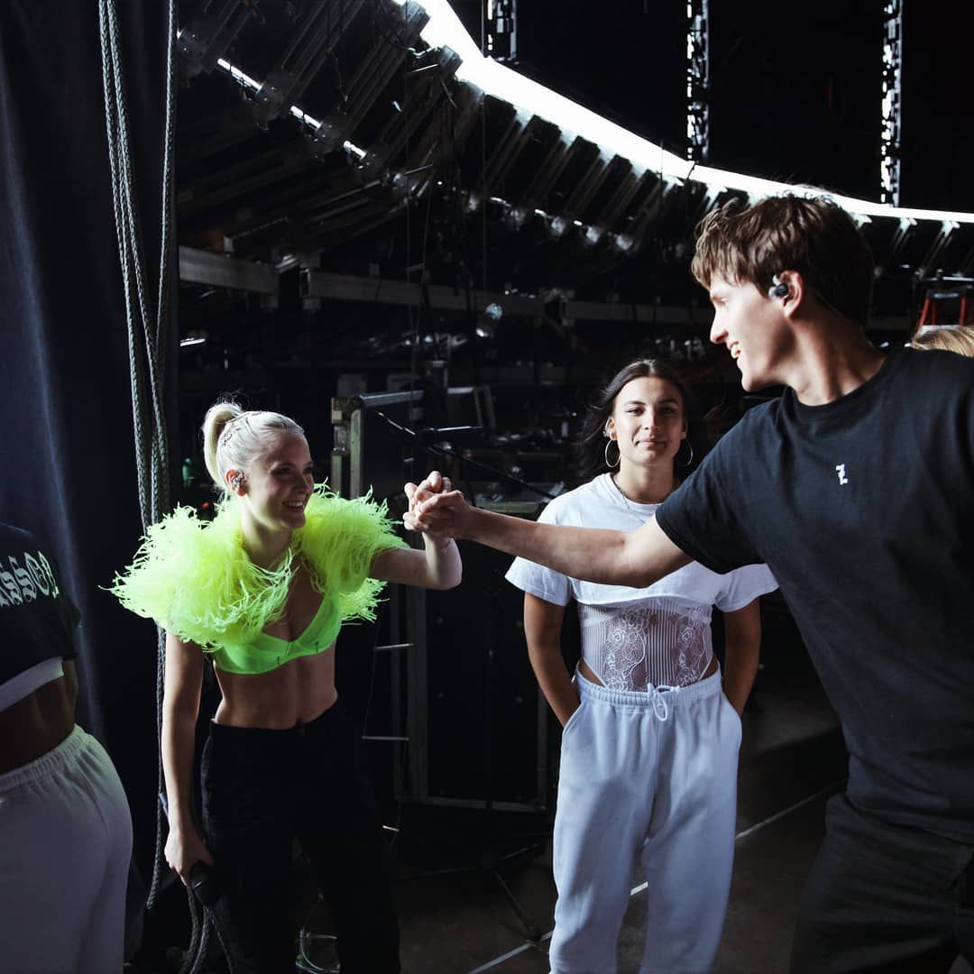 Zara Larsson Sexy 123