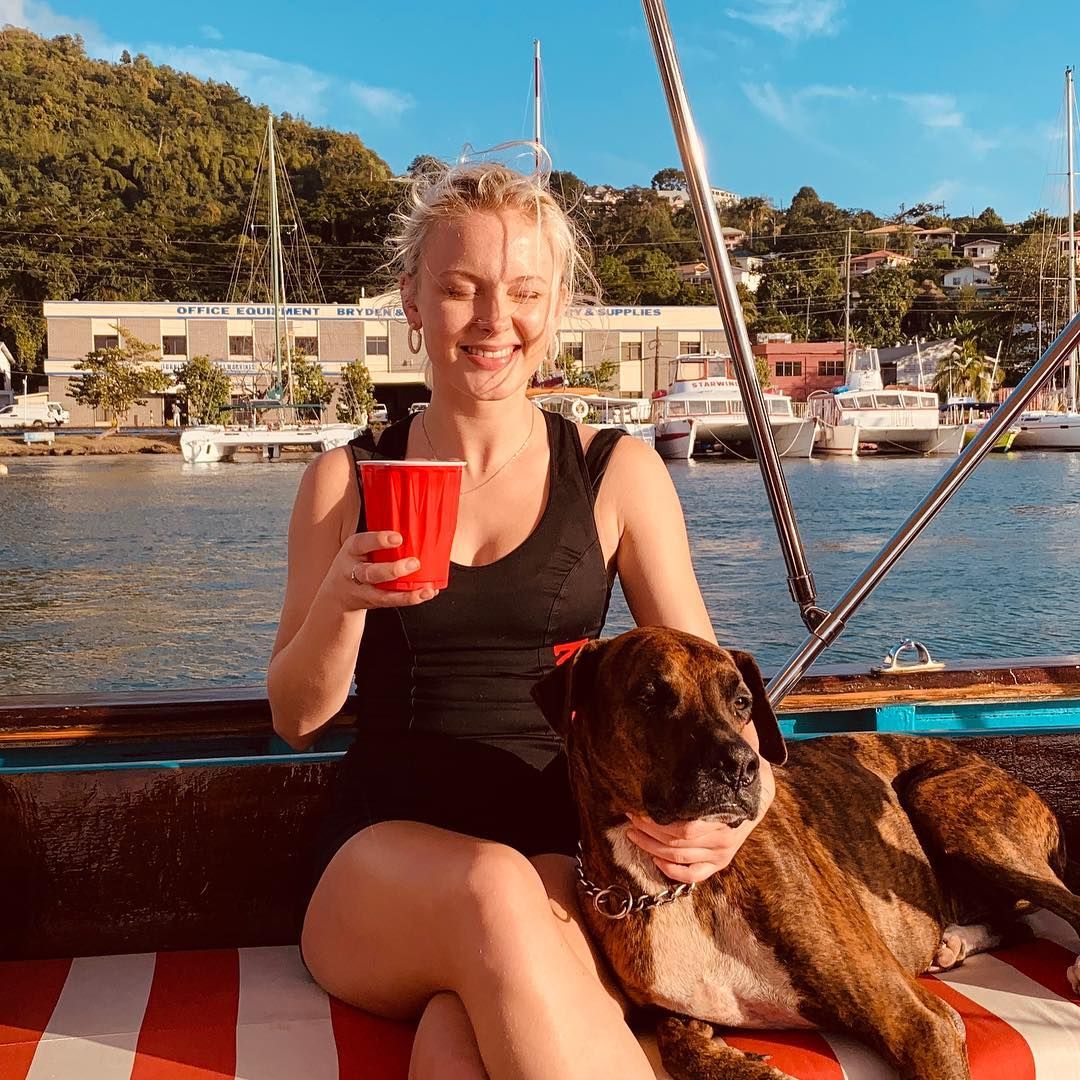 Zara Larsson Sexy 029