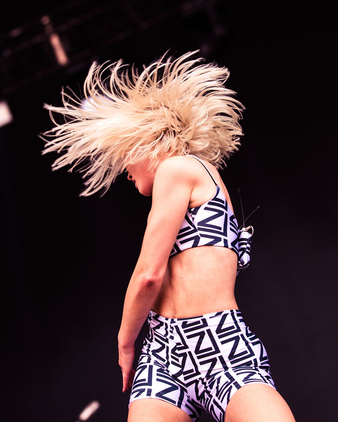 Zara Larsson Sexy 073