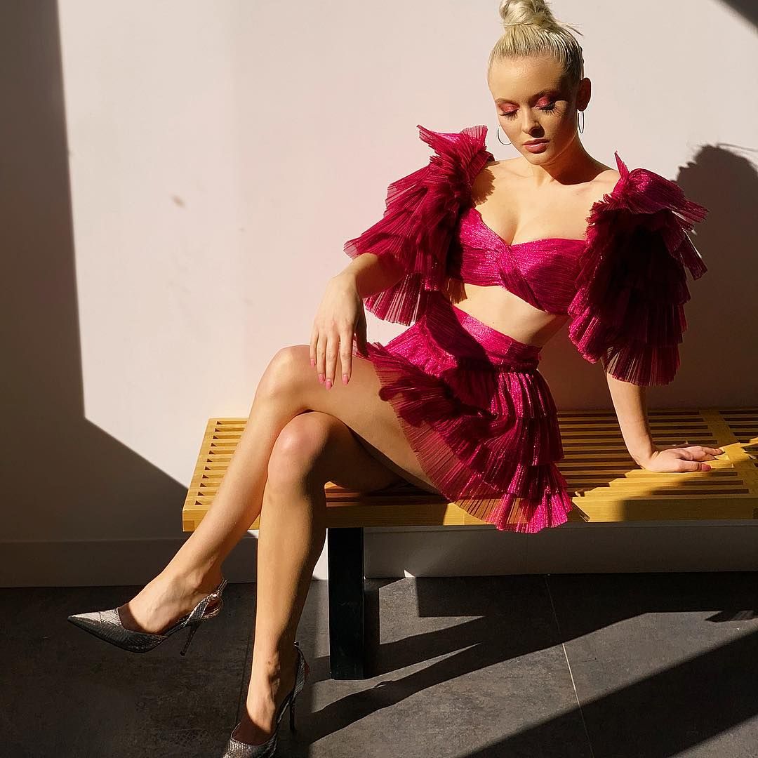 Zara Larsson Sexy 093