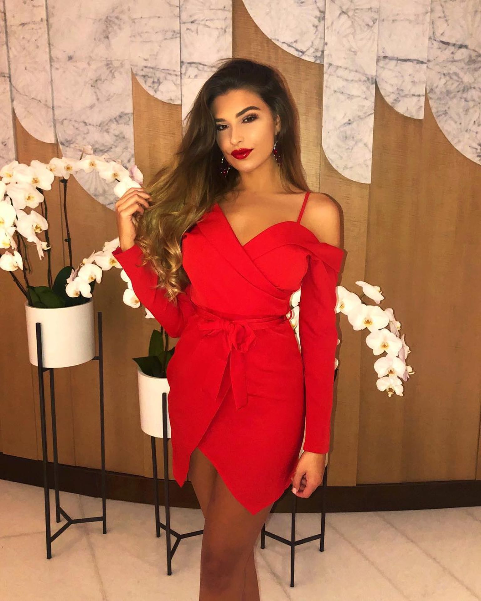 Zara Mcdermott Sexy 103