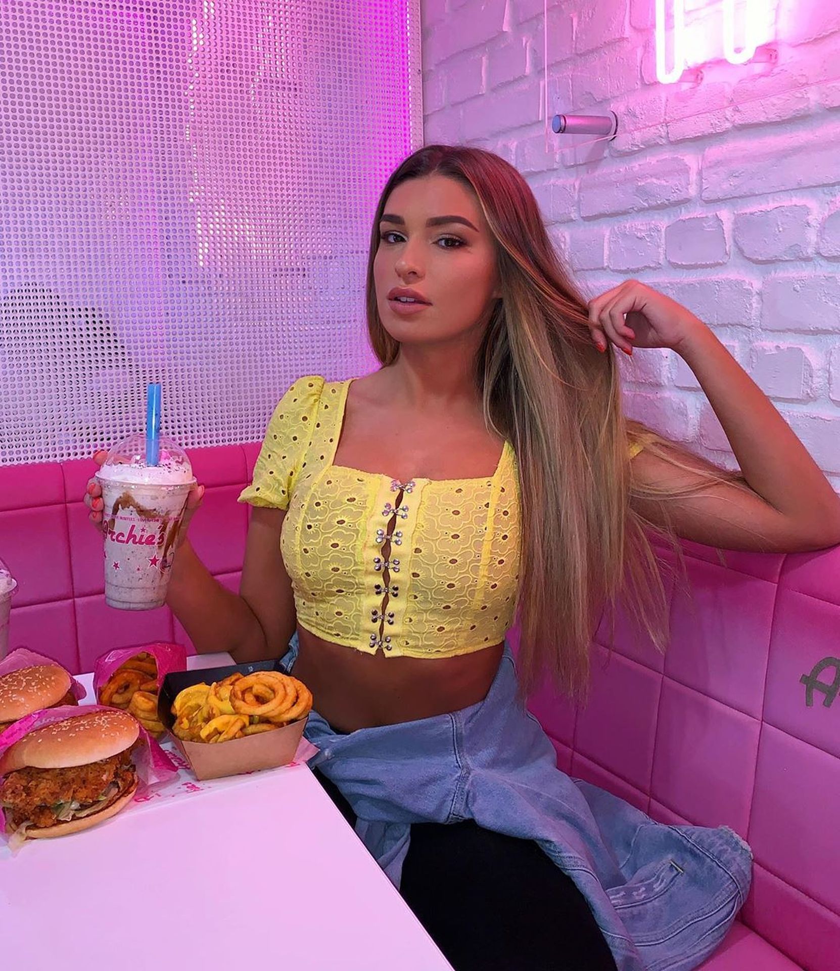 Zara Mcdermott Sexy 030