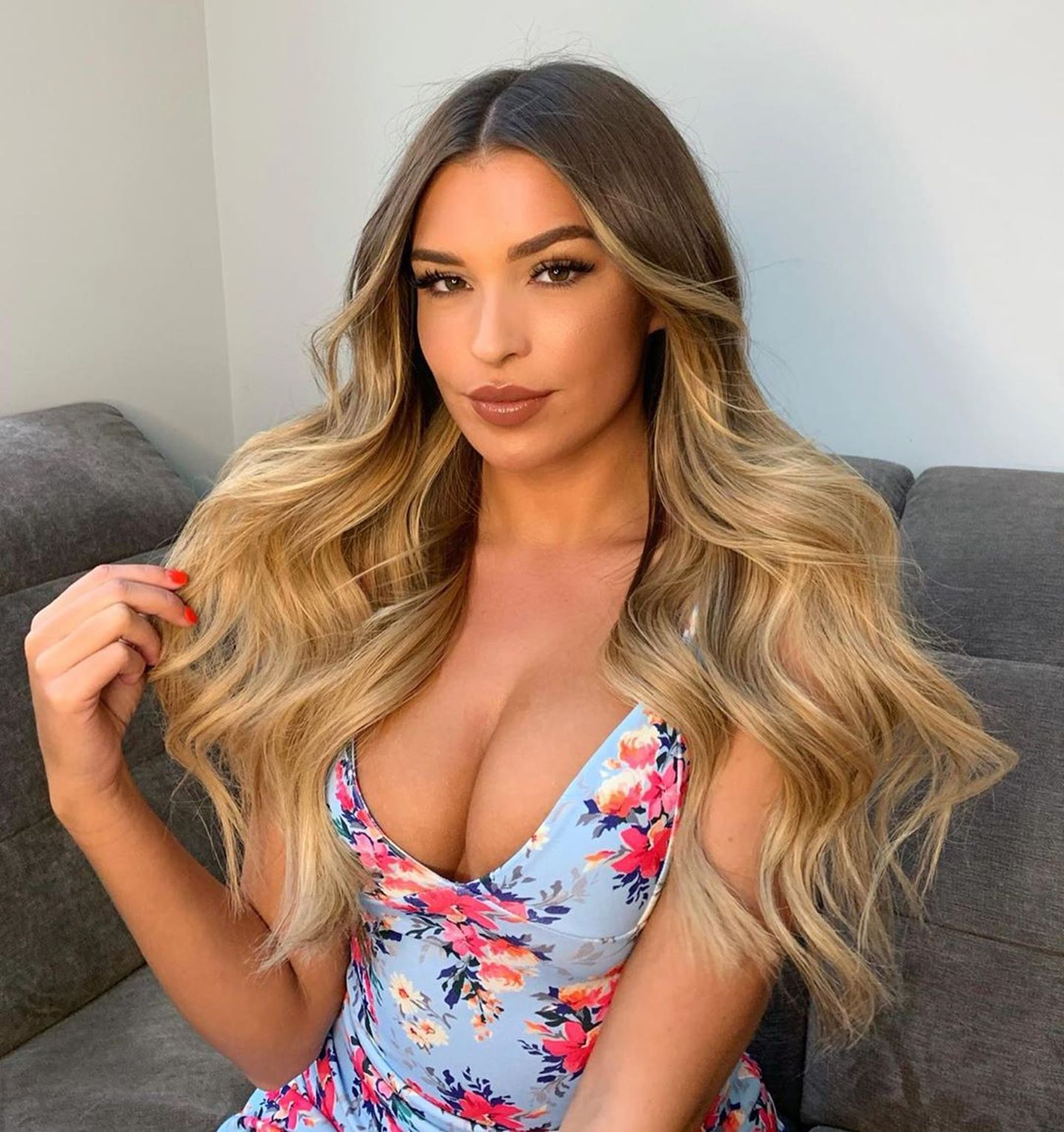 Zara Mcdermott Sexy 064