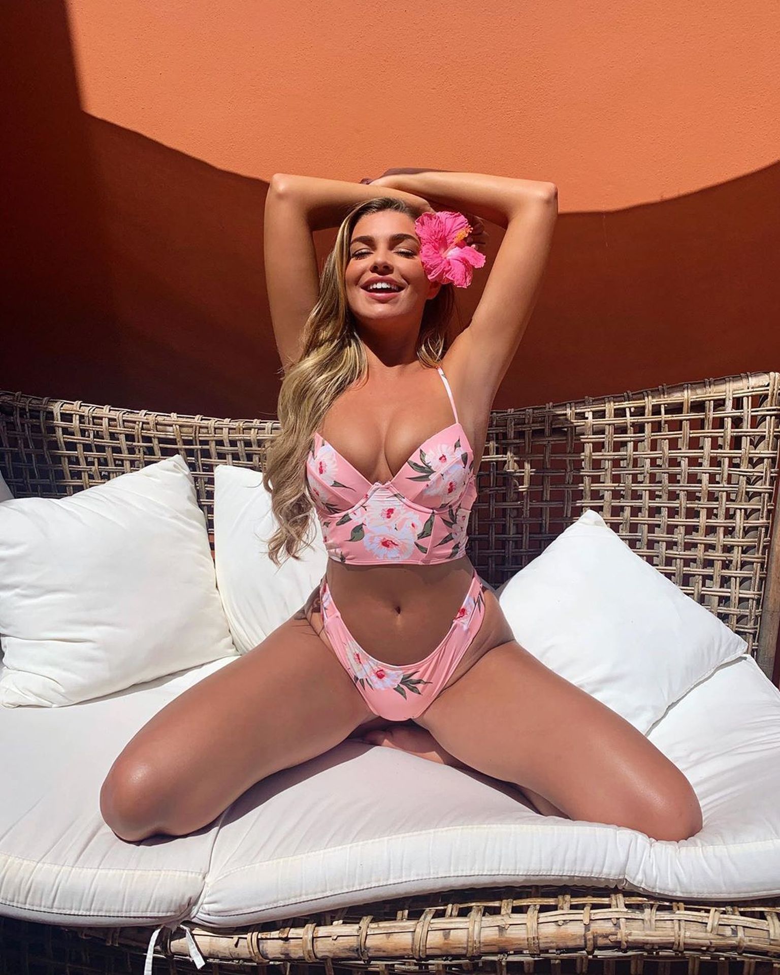 Zara Mcdermott Sexy 072