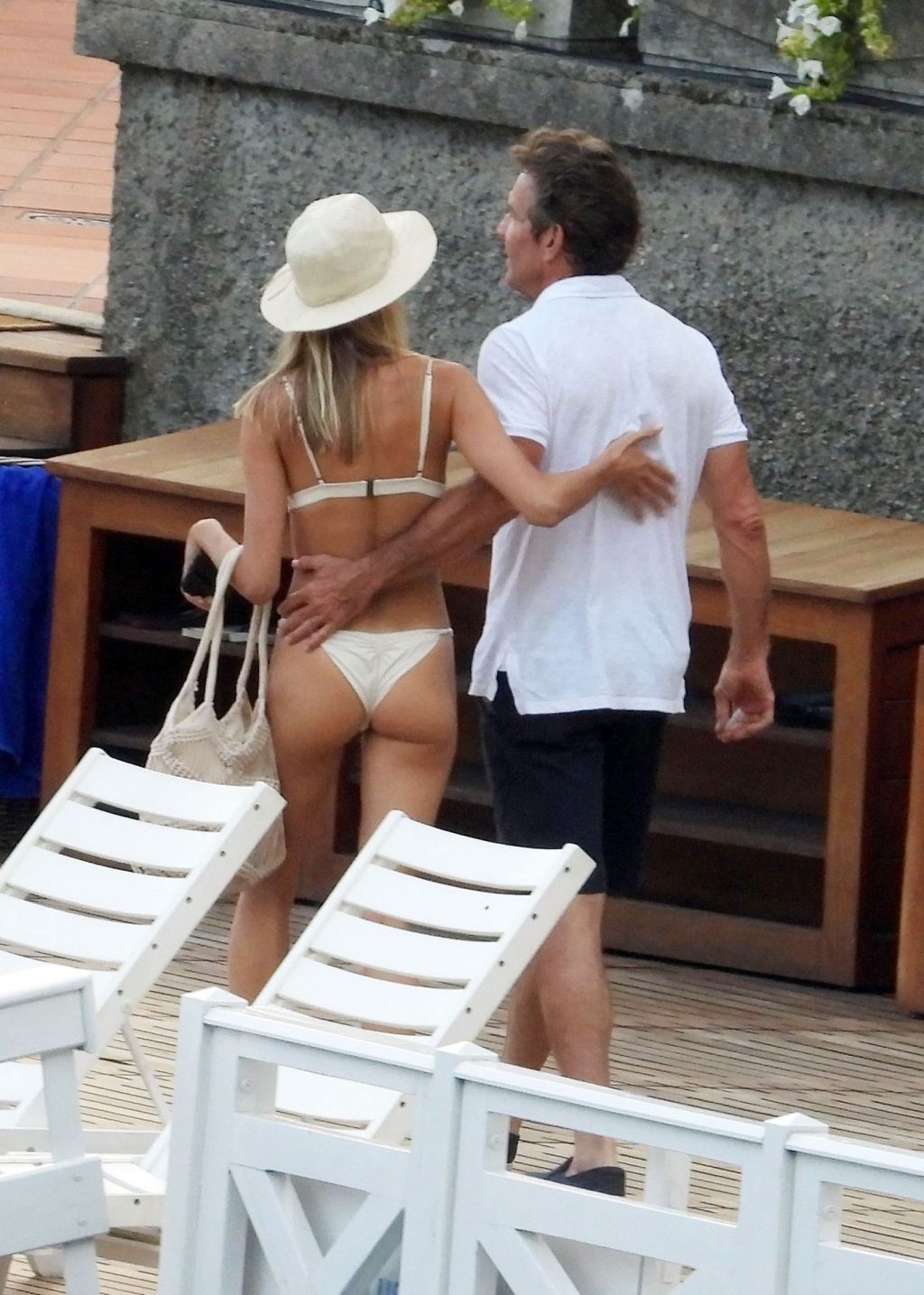 Laura Savoie Sexy Thefappeningblog Com 24 1024x1435