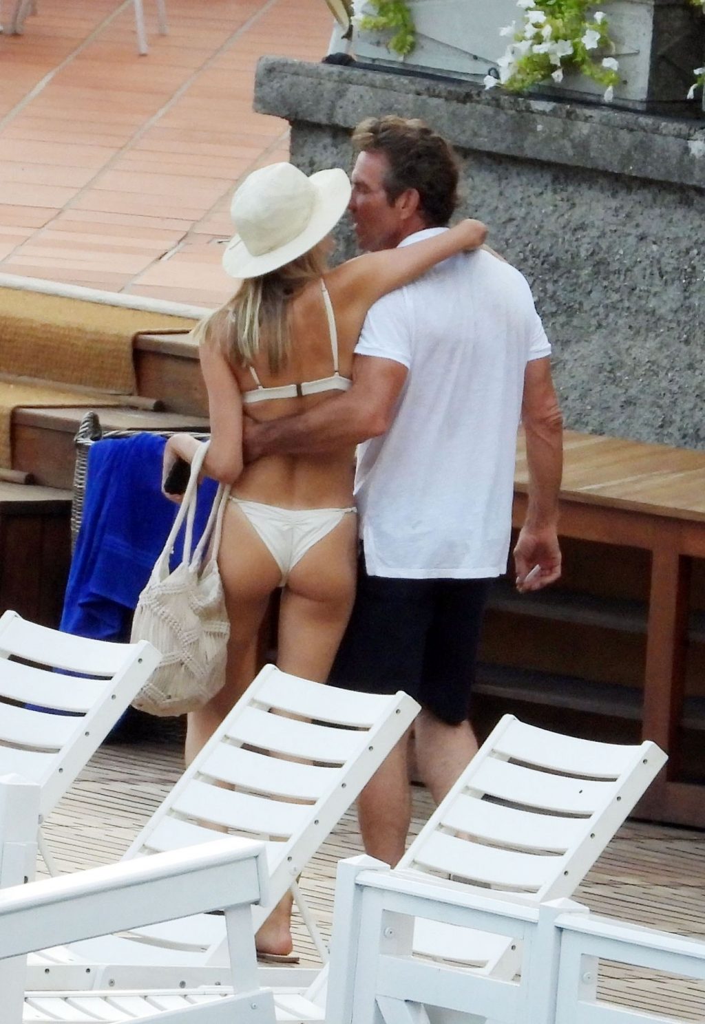 Laura Savoie Sexy Thefappeningblog Com 25 1024x1488