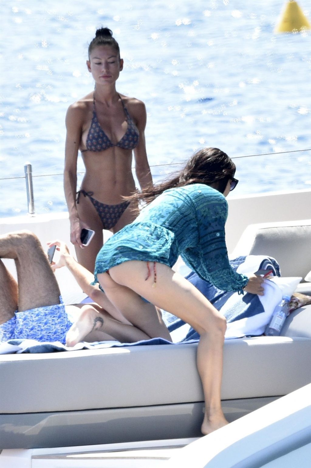 Adriana Lima Sexy Thefappeningblog Com 27 1024x1538