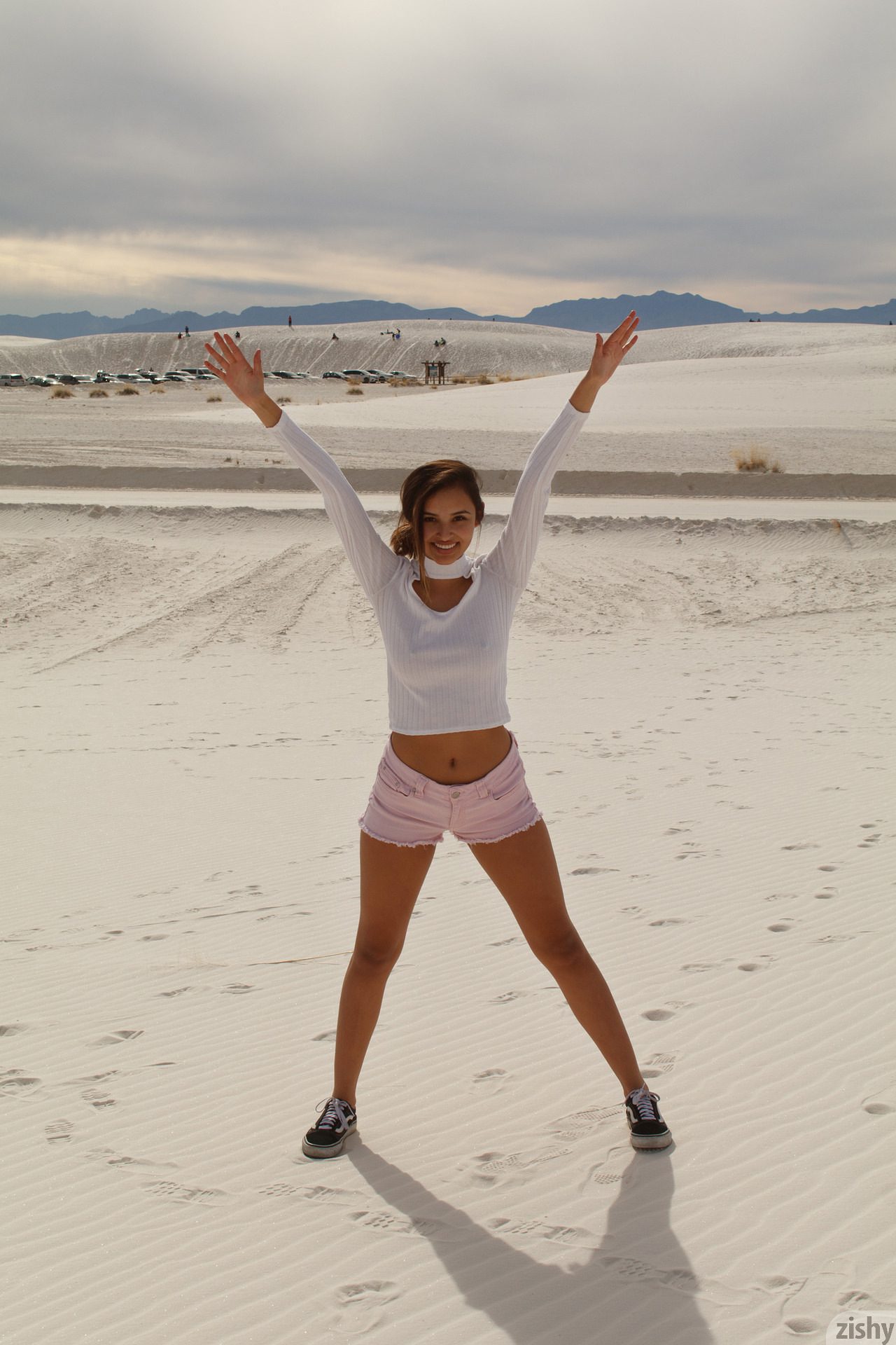 Alejandra Cobos White Sands I Zishy (14)
