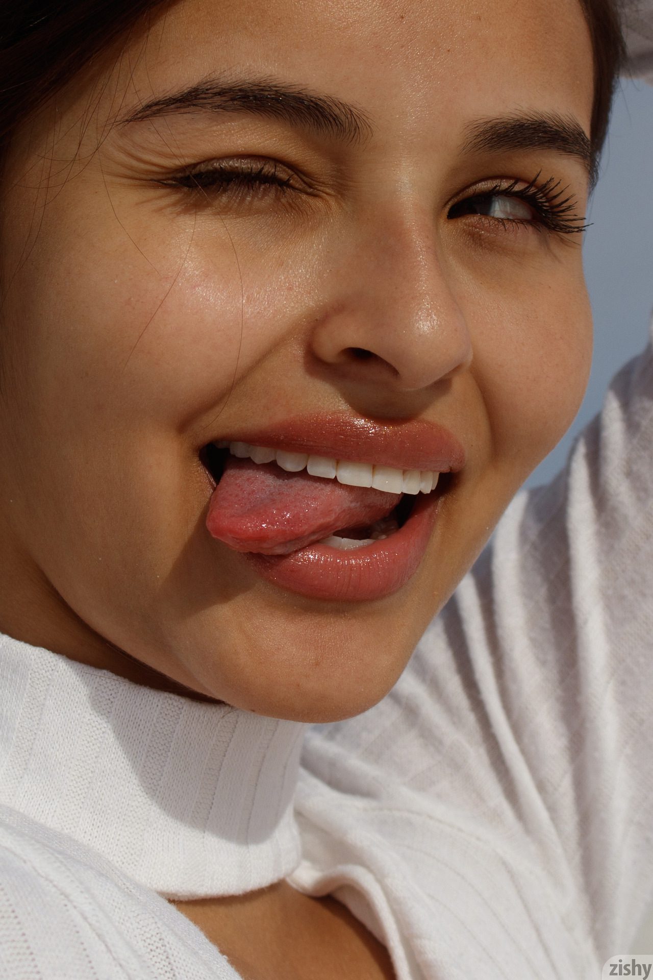 Alejandra Cobos White Sands I Zishy (21)