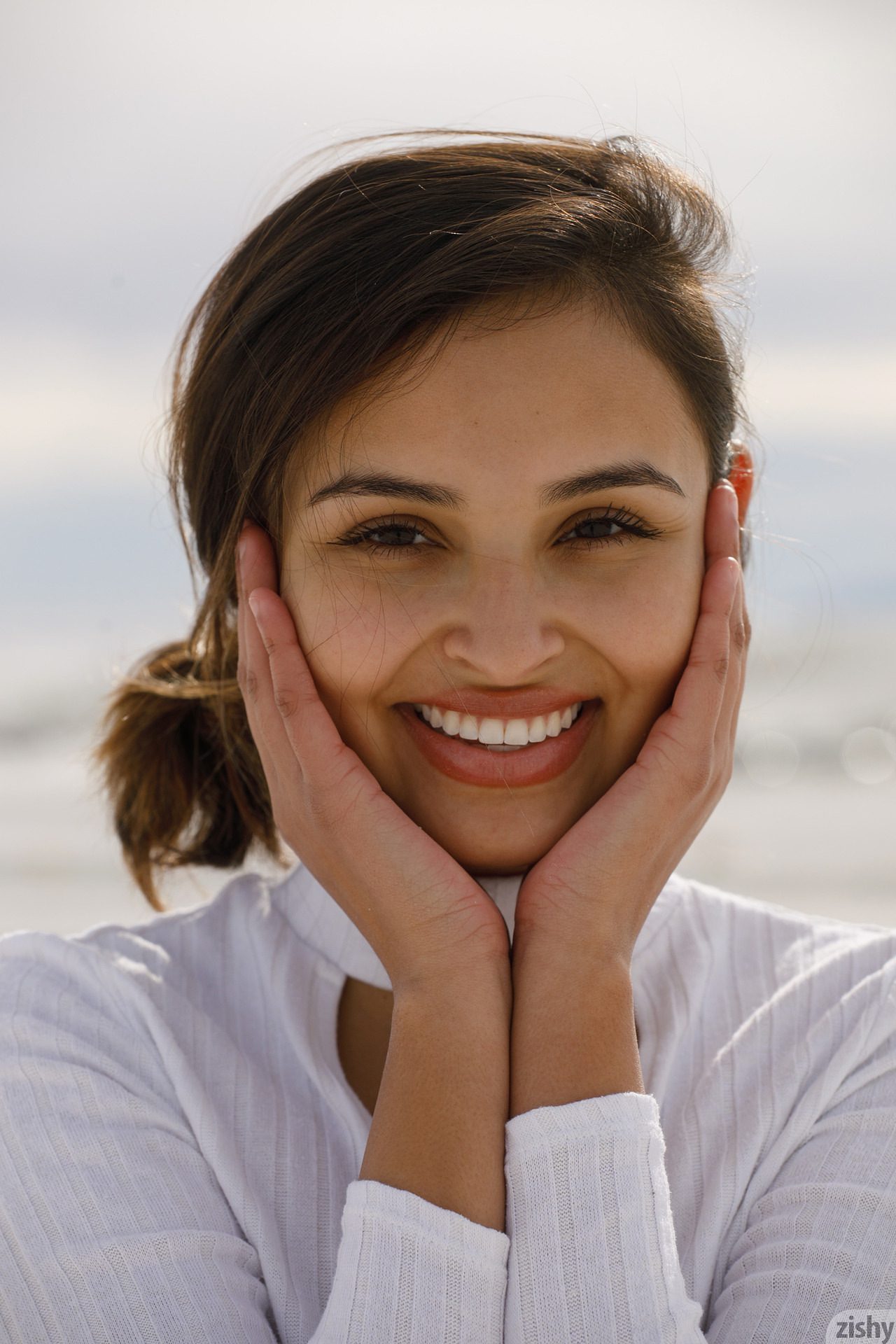 Alejandra Cobos White Sands I Zishy (28)