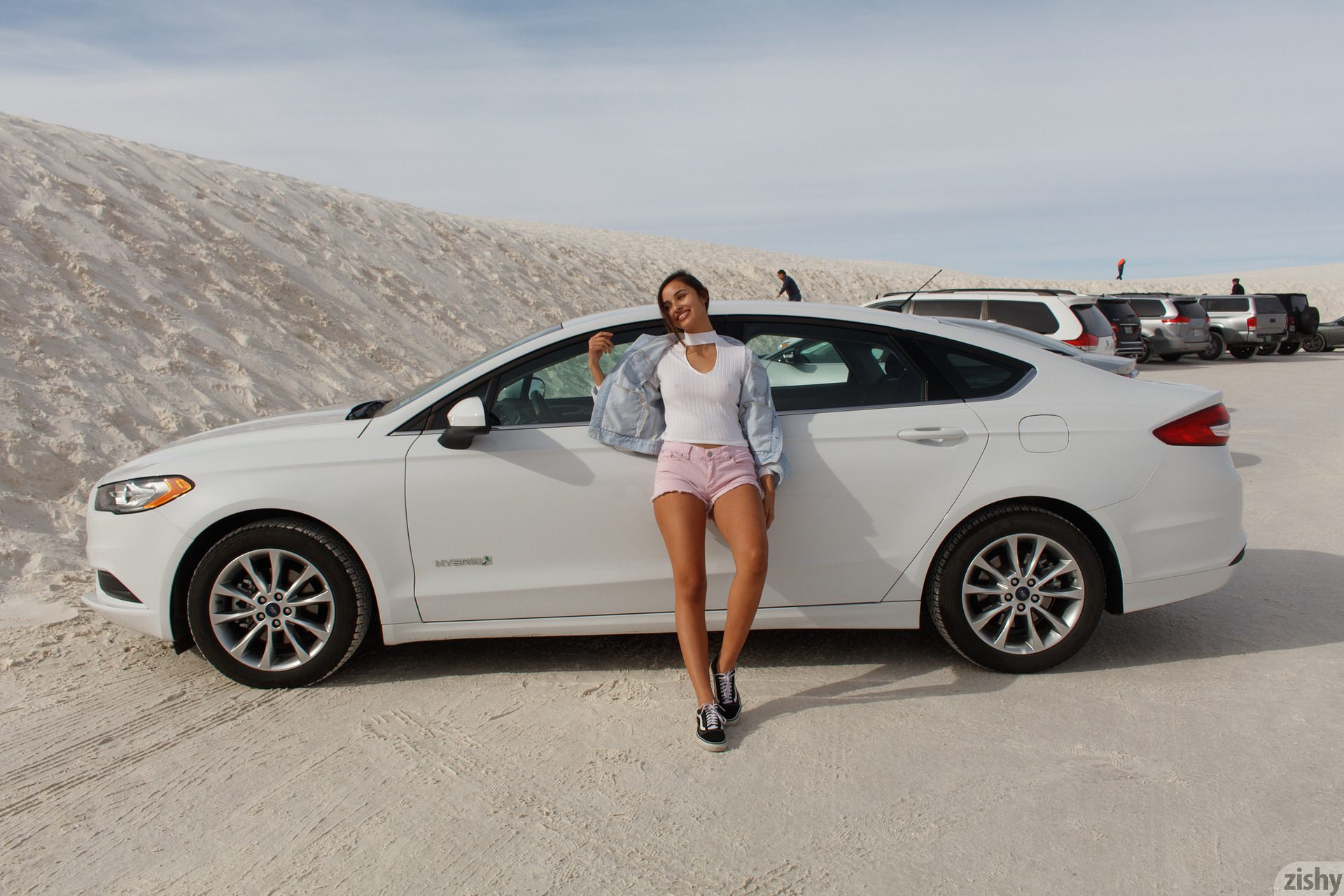 Alejandra Cobos White Sands I Zishy (5)