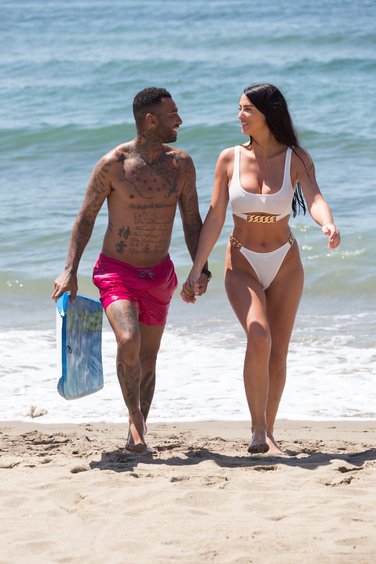 Alice Goodwin Sexy 017