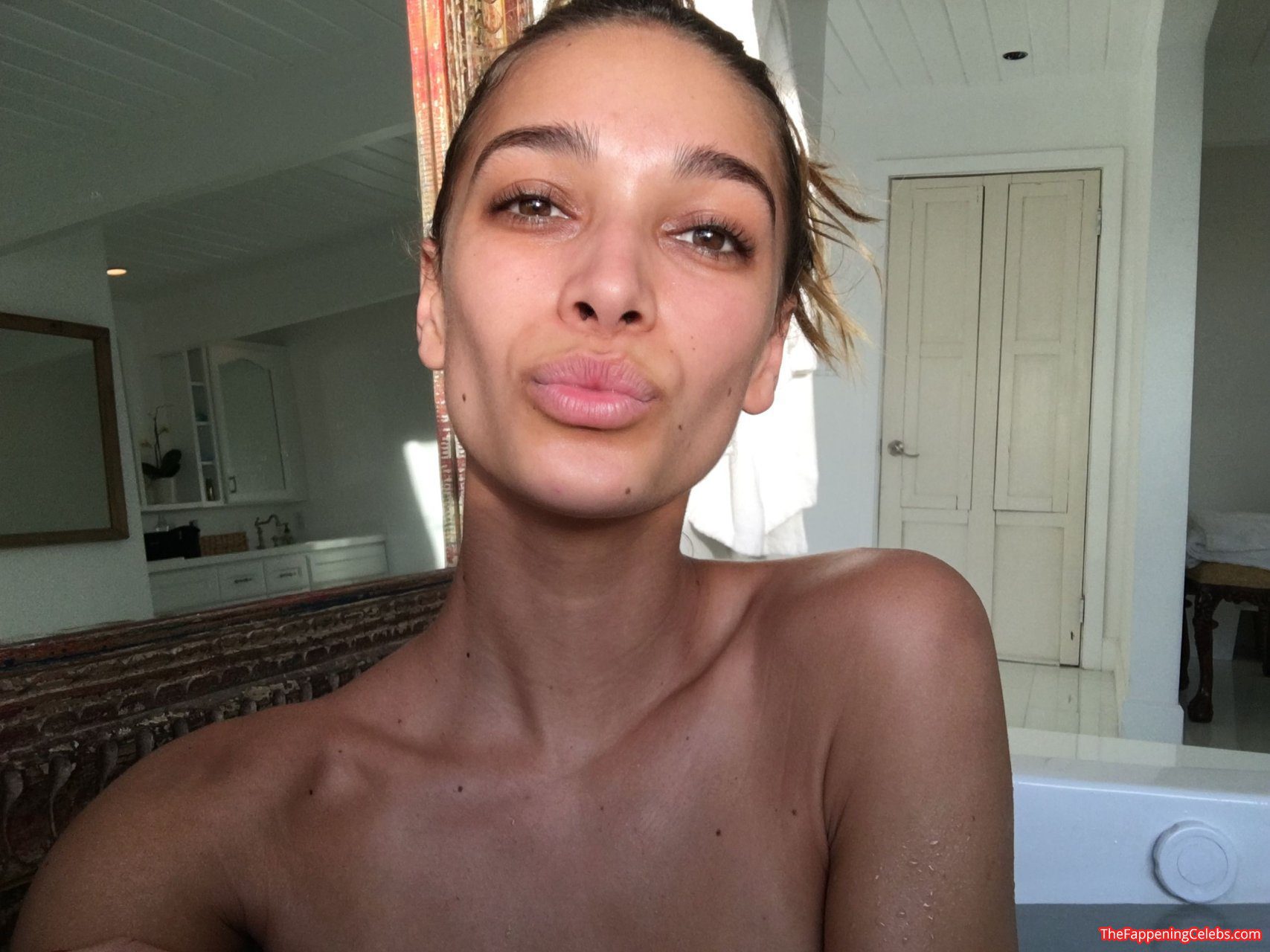 April Love Geary Hot Intimate Nude Leaks 017