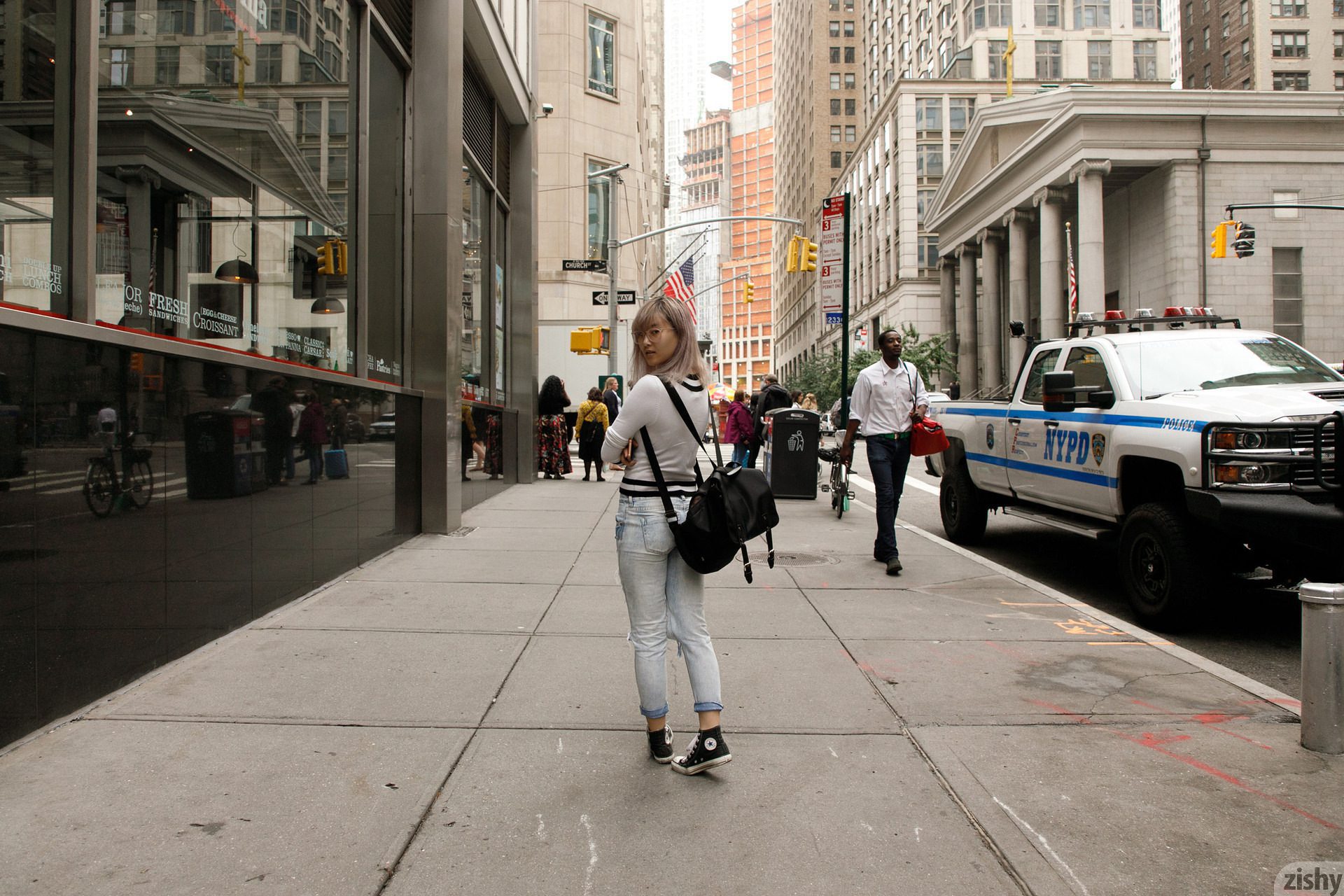 Barbie Qu Ground Nero Zishy (2)