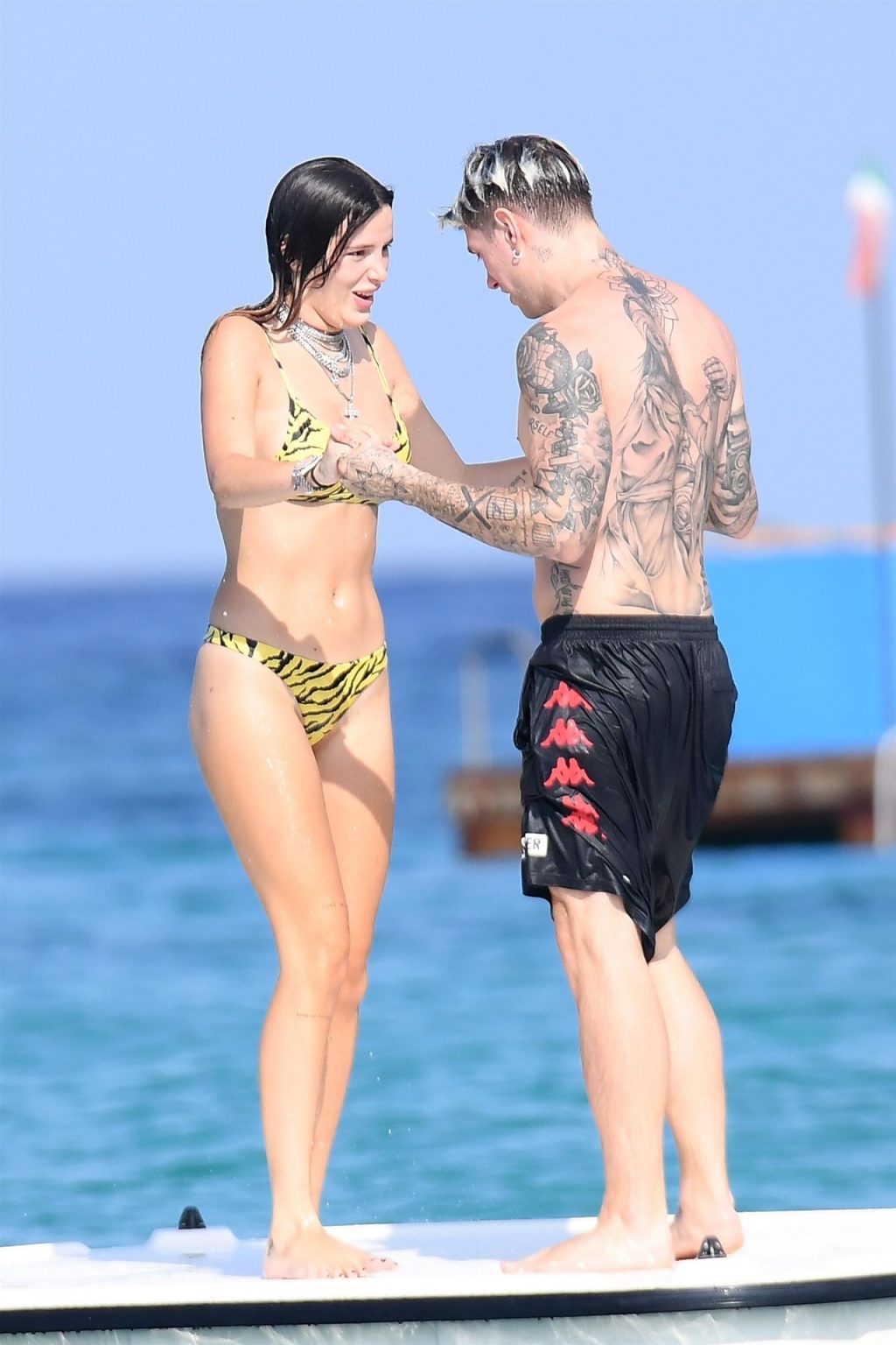 Bella Thorne Sexy Thefappeningblog Com 2 6 1024x1536