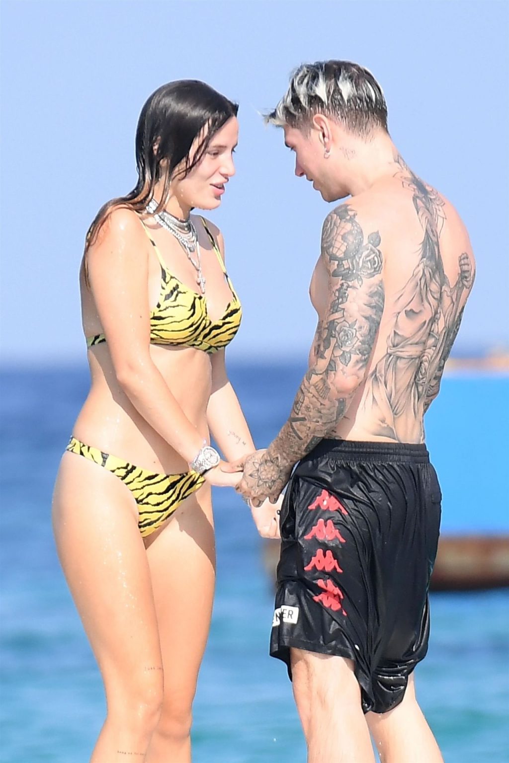 Bella Thorne Sexy Thefappeningblog Com 4 6 1024x1536