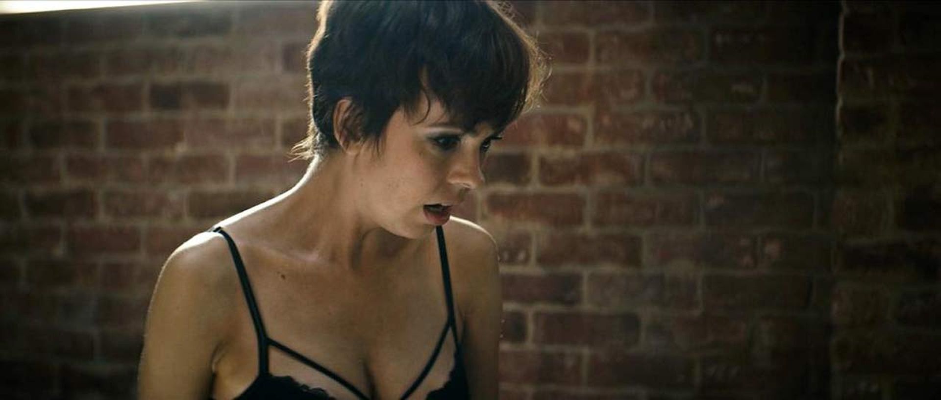 Brittany Allen Sexy – The Boys 002