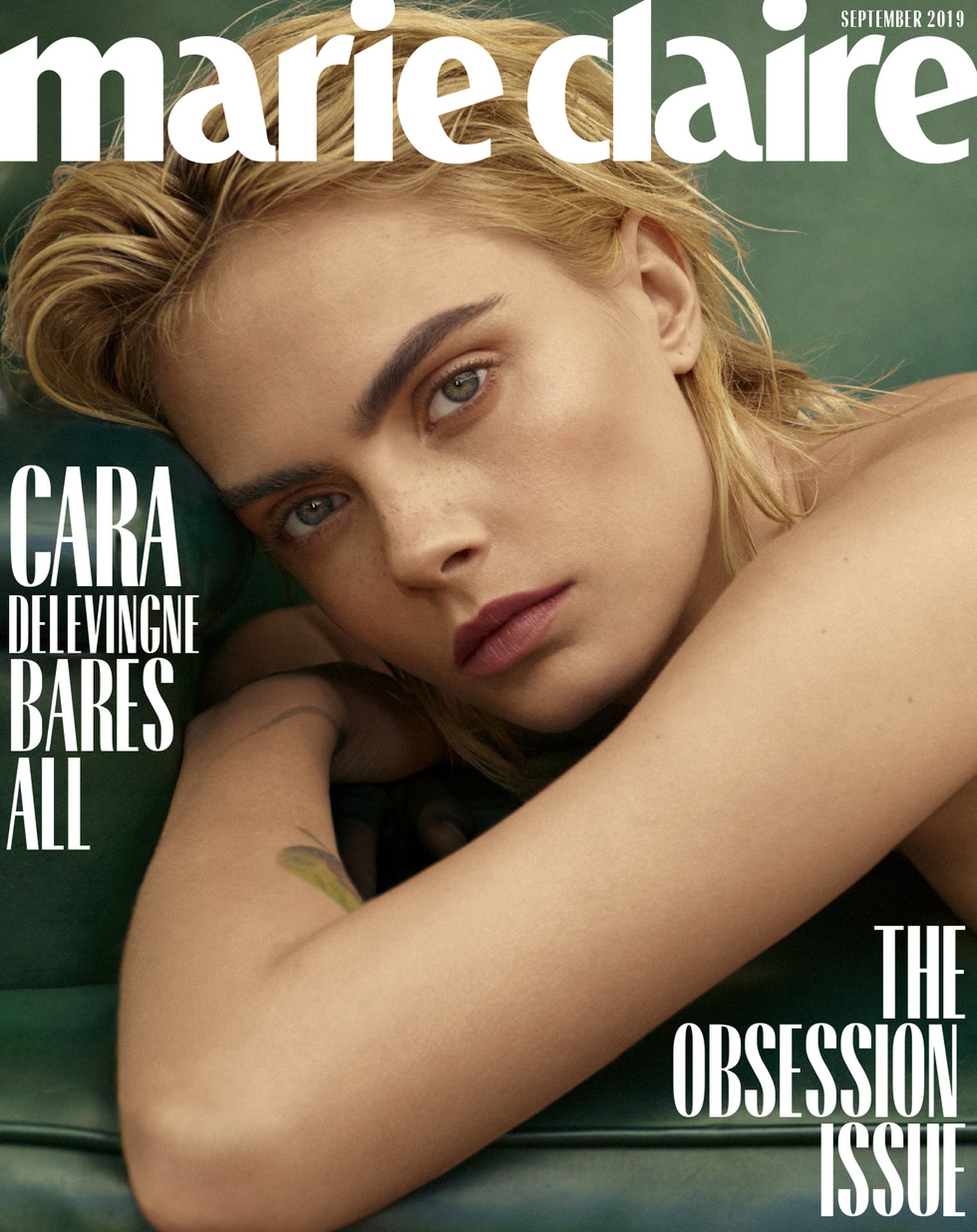 Cara Delevingne Nude & Sexy 002