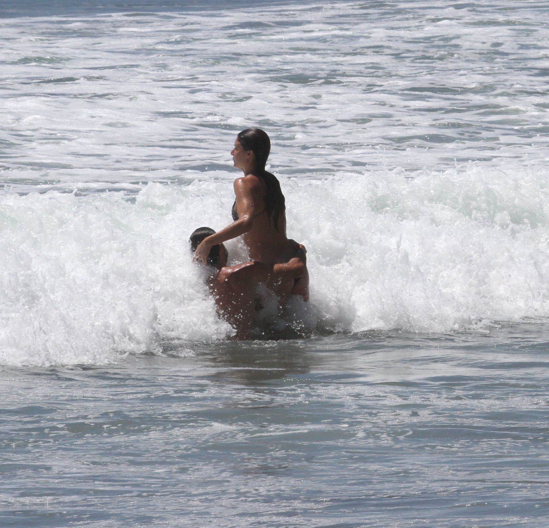 Cayley Stoker Sexy 006