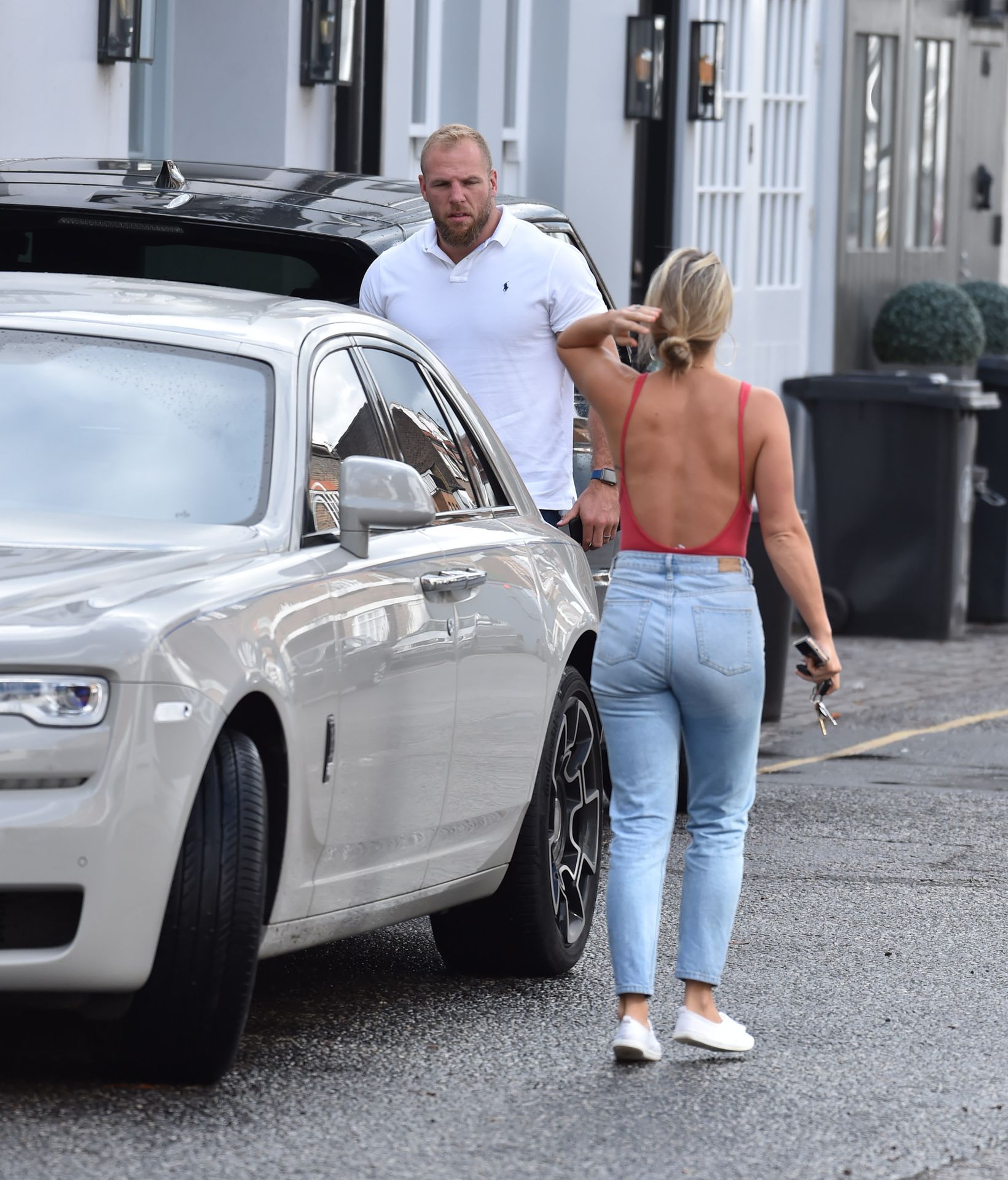 Chloe Madeley Braless 017
