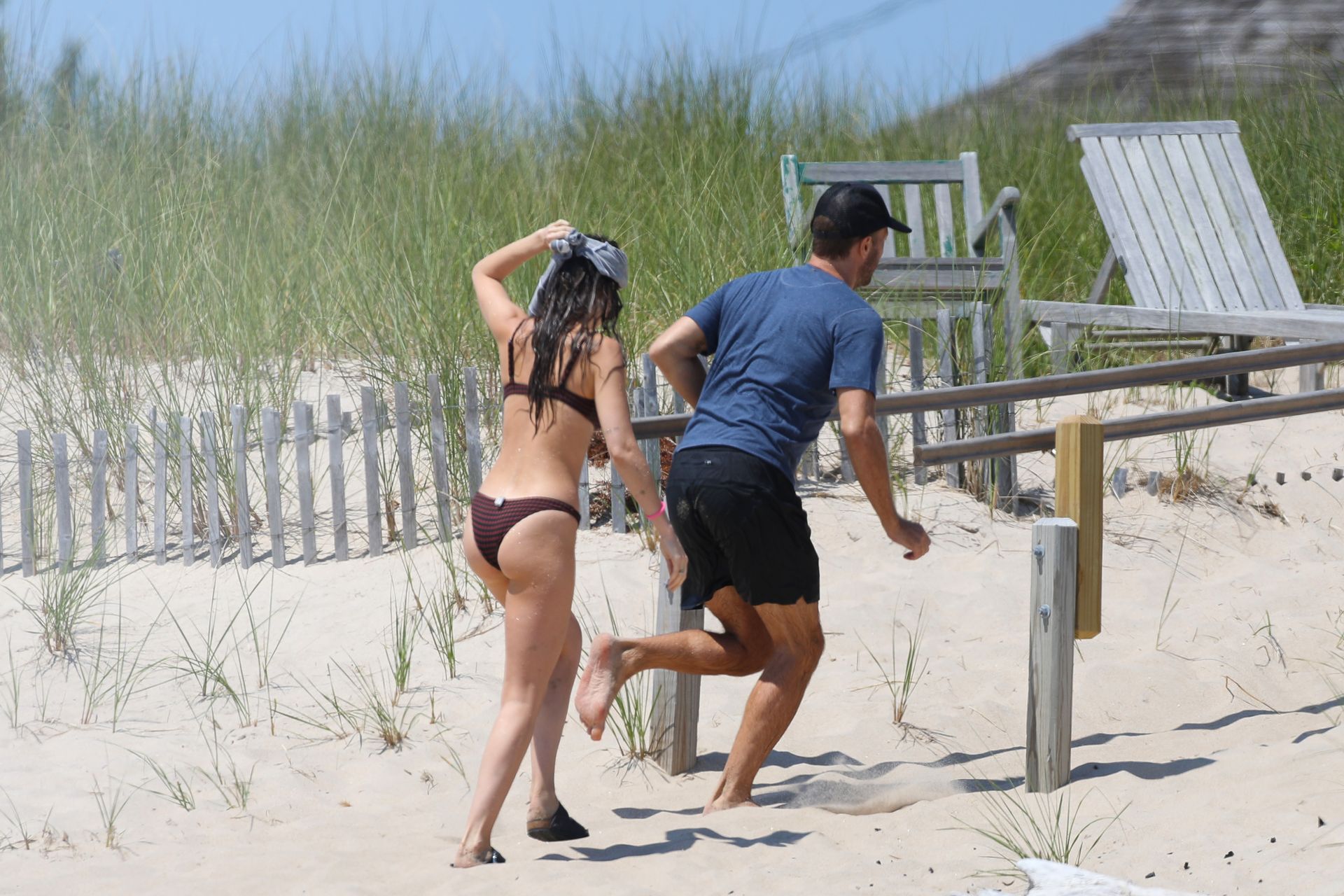 Dakota Johnson Sexy 026