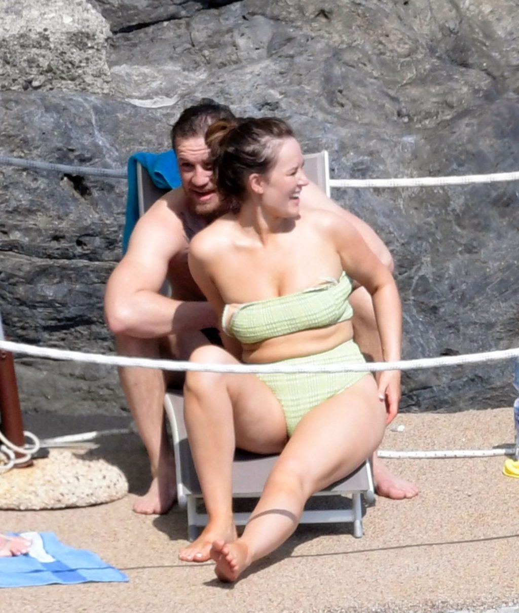 Dee Devlin Sexy Thefappeningblog Com 13 1024x1210