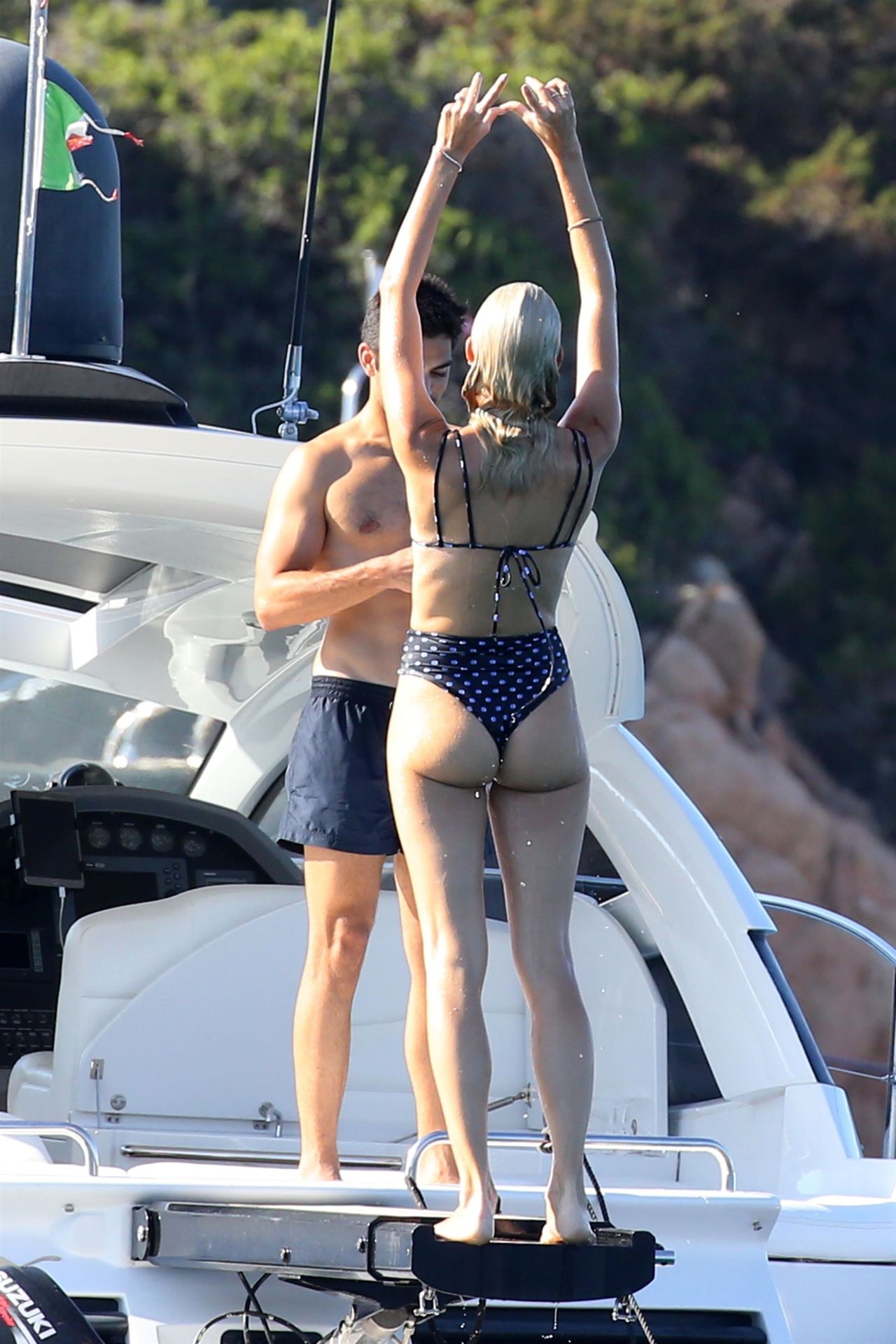 Devon Windsor Sexy 012